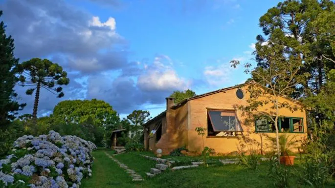 Restaurant/places to eat in Pousada dos Anjos