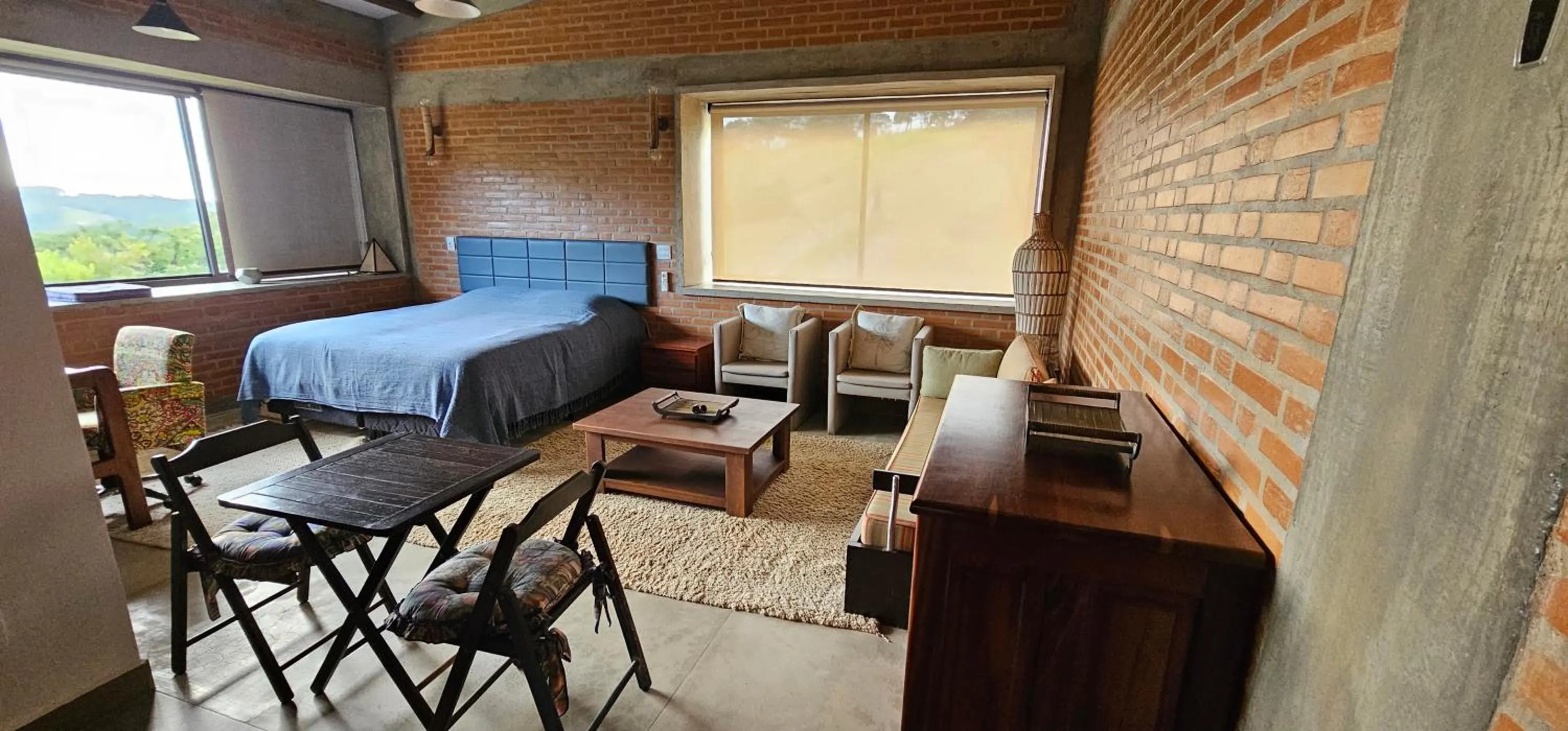 Photo of the whole room, Bed in Pousada dos Anjos