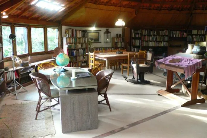 Library in Pousada dos Anjos