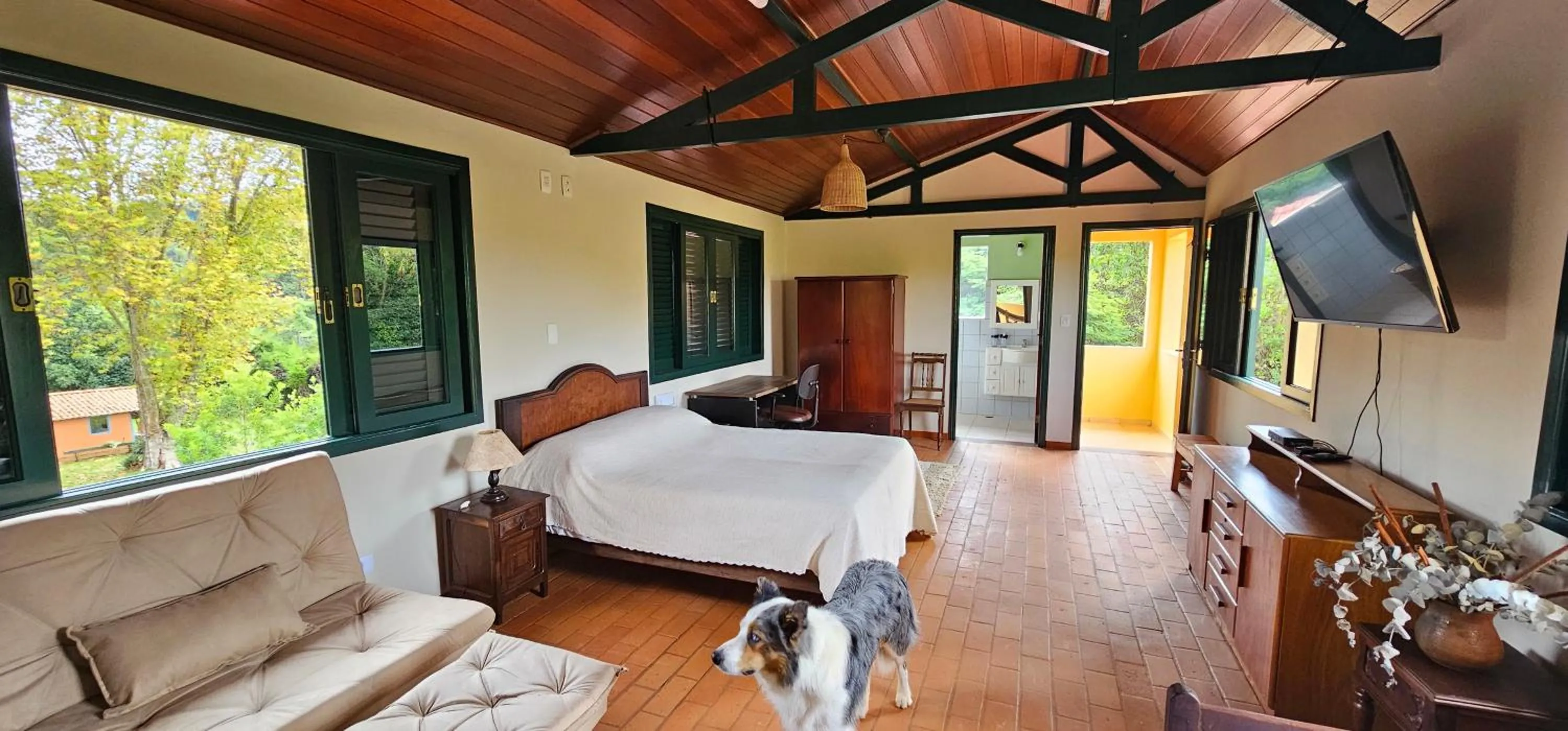Photo of the whole room, Bed in Pousada dos Anjos