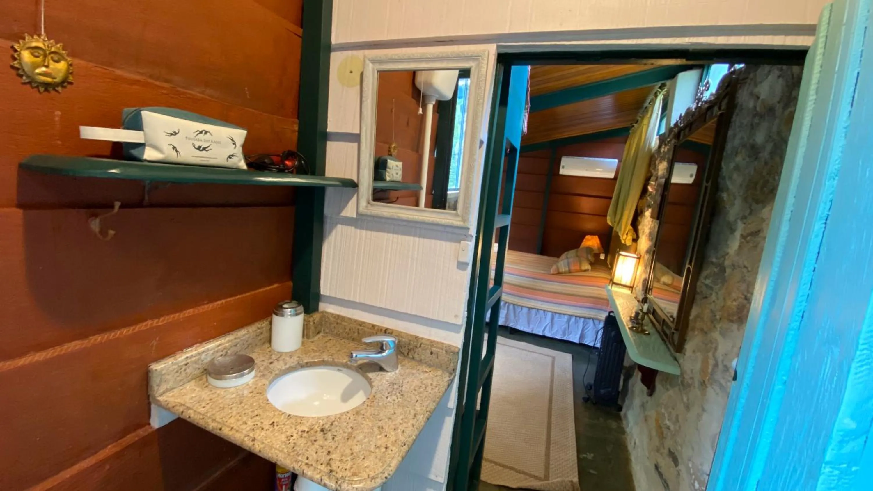 Bathroom in Pousada dos Anjos