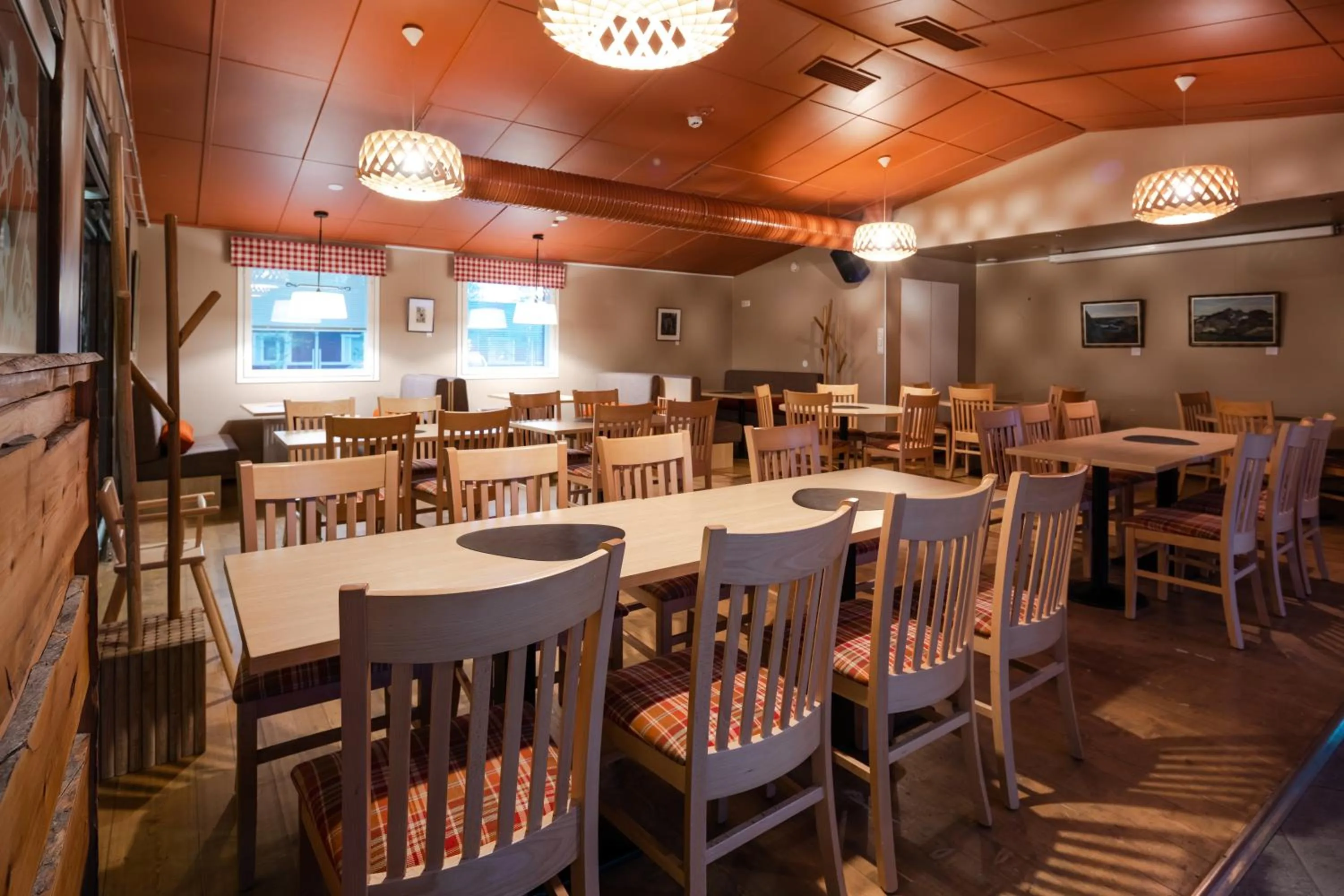 Restaurant/places to eat in Lapland Hotels Sirkantähti