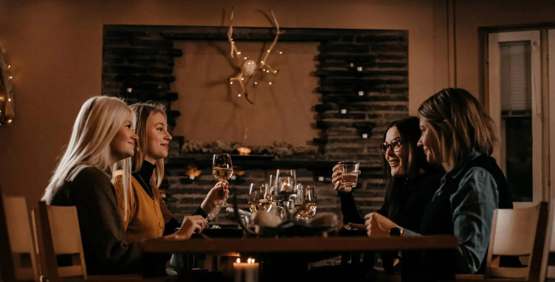 Restaurant/places to eat in Lapland Hotels Sirkantähti Restaurant/places to eat in Lapland Hotels Sirkantähti