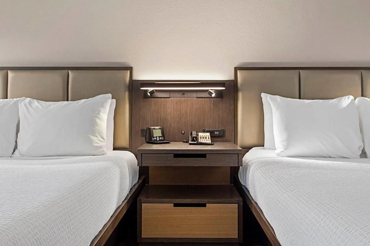 Bed in Wingate by Wyndham Macon I-75