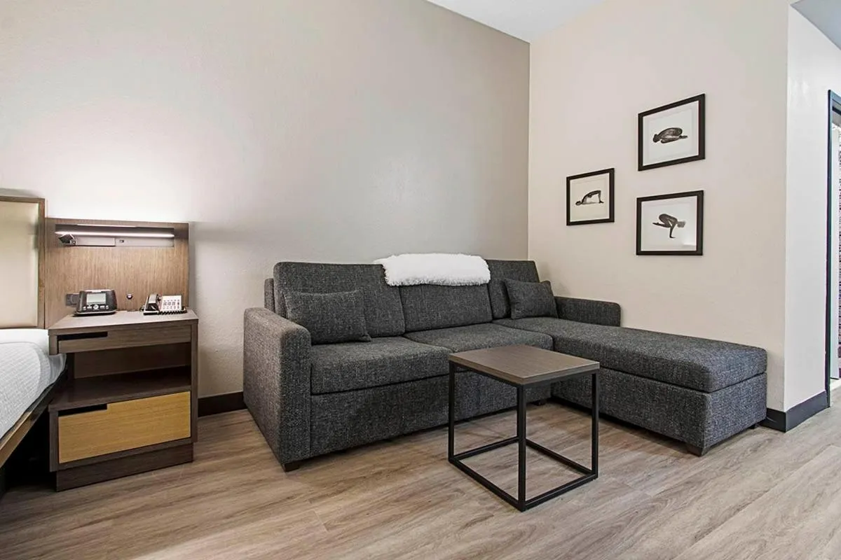 Wingate by Wyndham Macon I-75