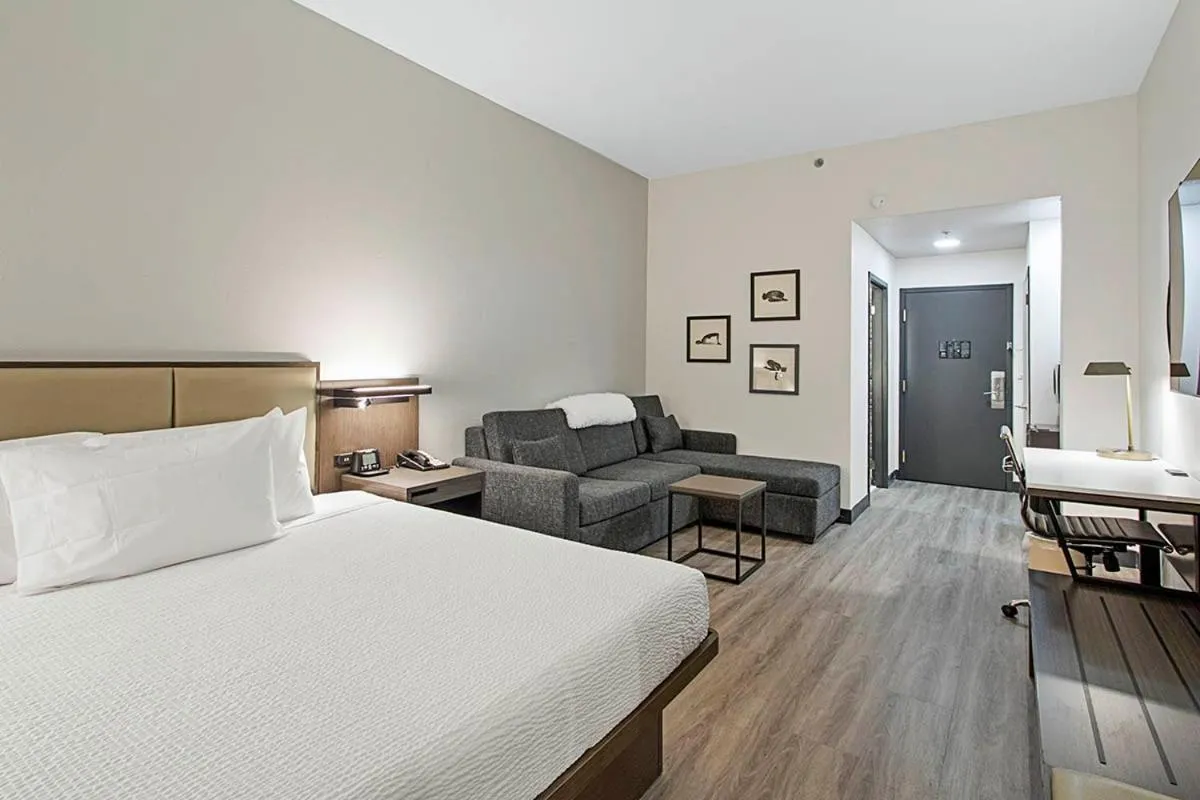 Bed in Wingate by Wyndham Macon I-75