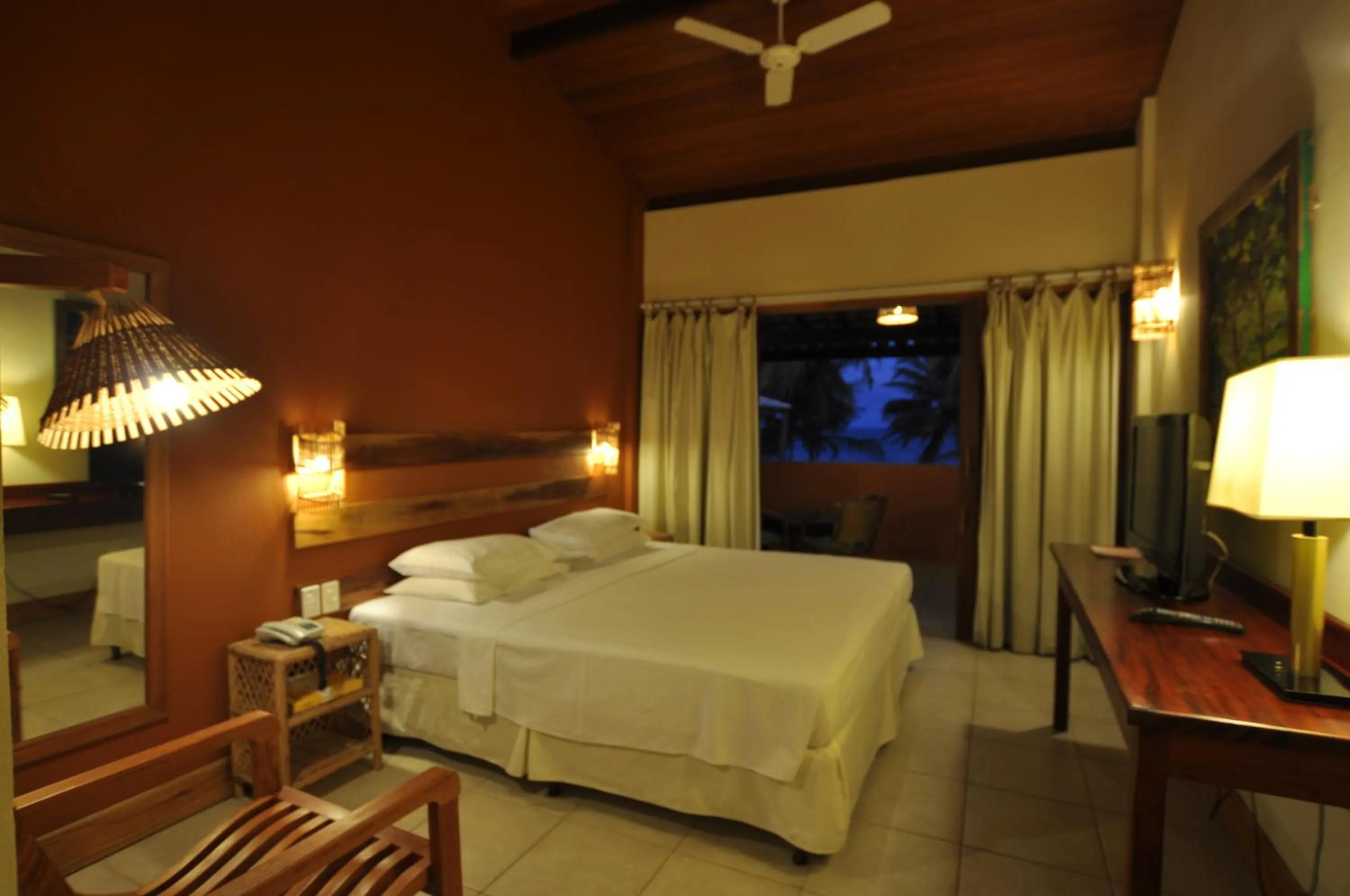 Night, Bed in Pousada Jambo