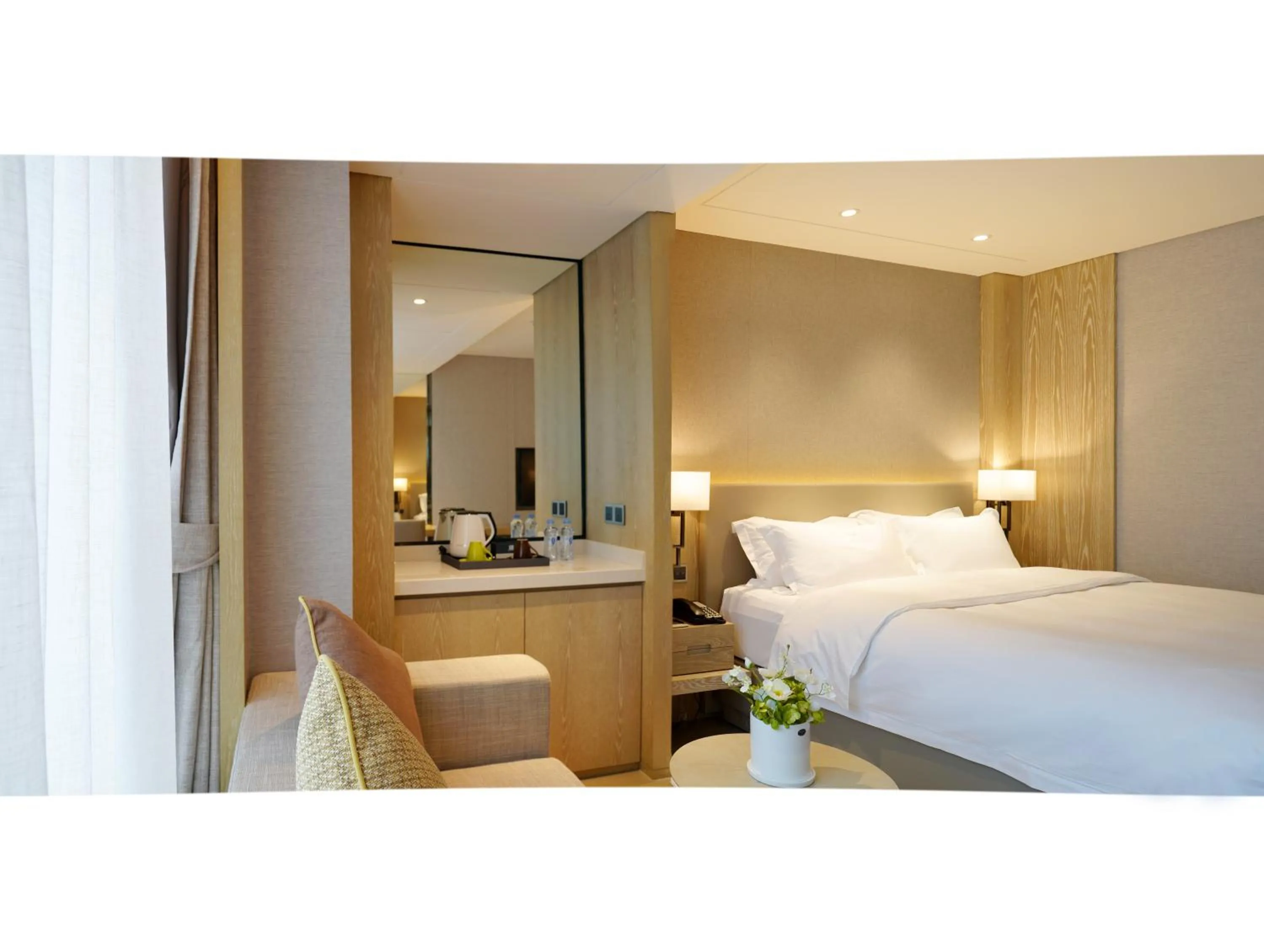 Living room, Bed in Shenzhen FY Hotel