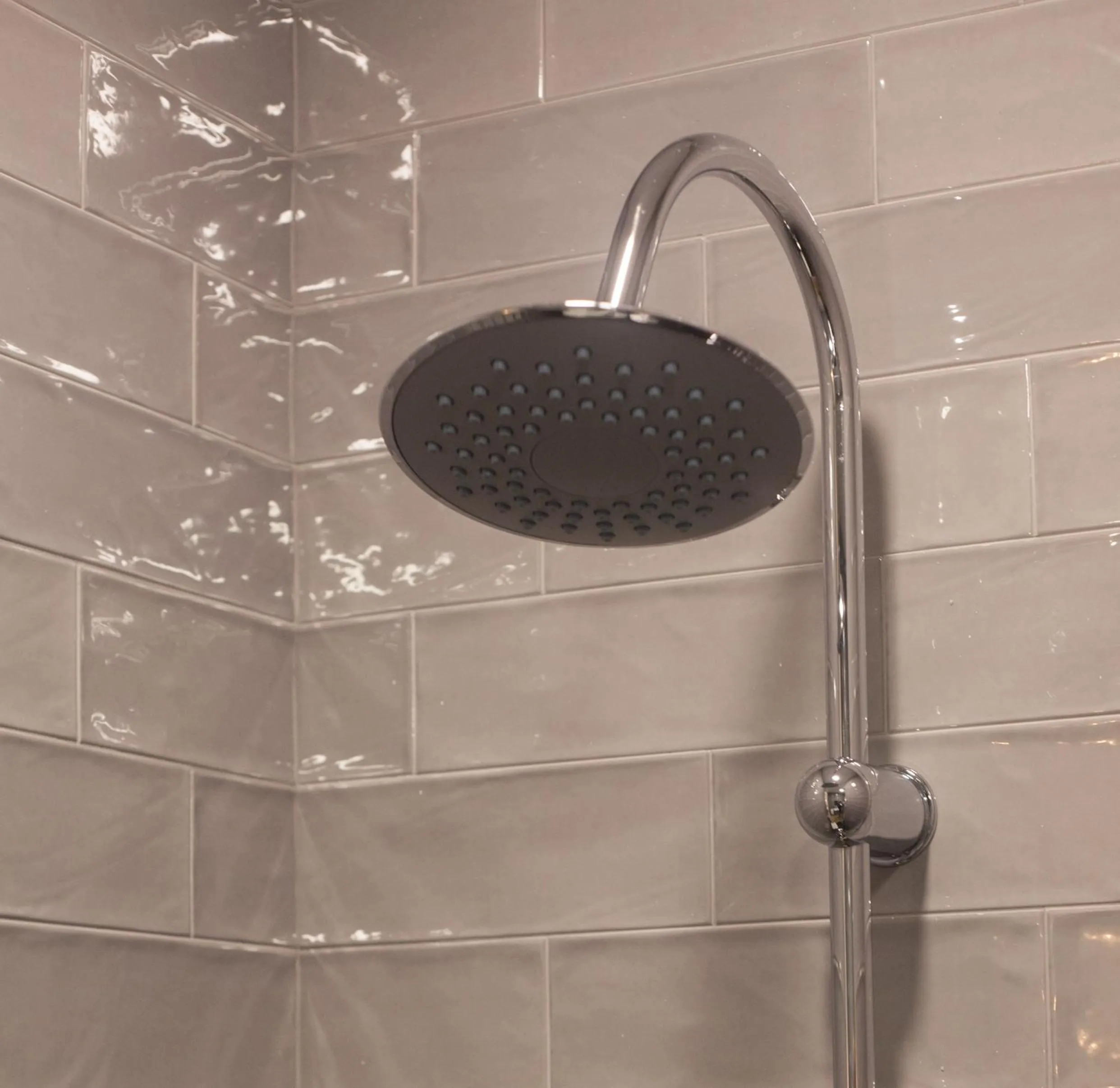 Shower in SUITES YOU Soho