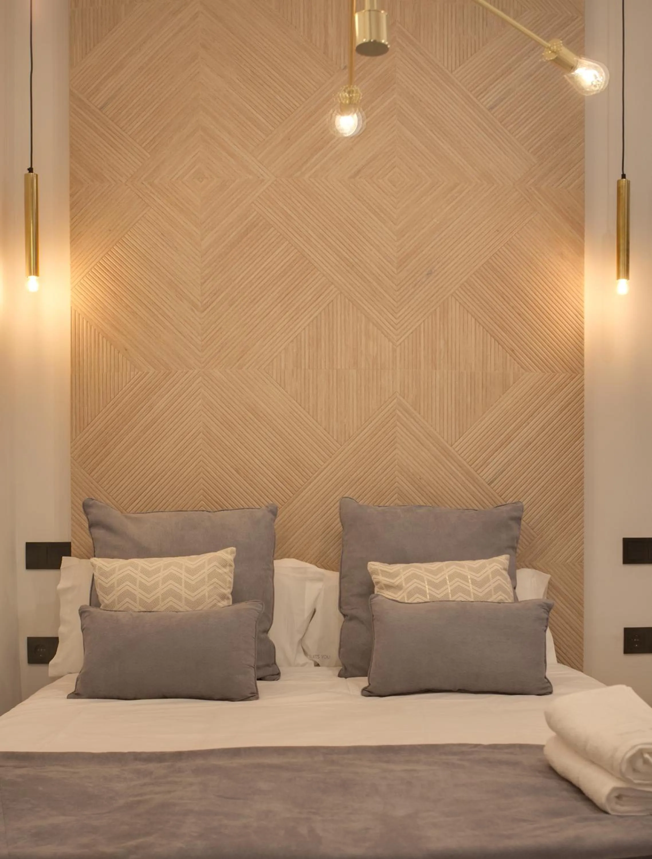 Bed in SUITES YOU Soho