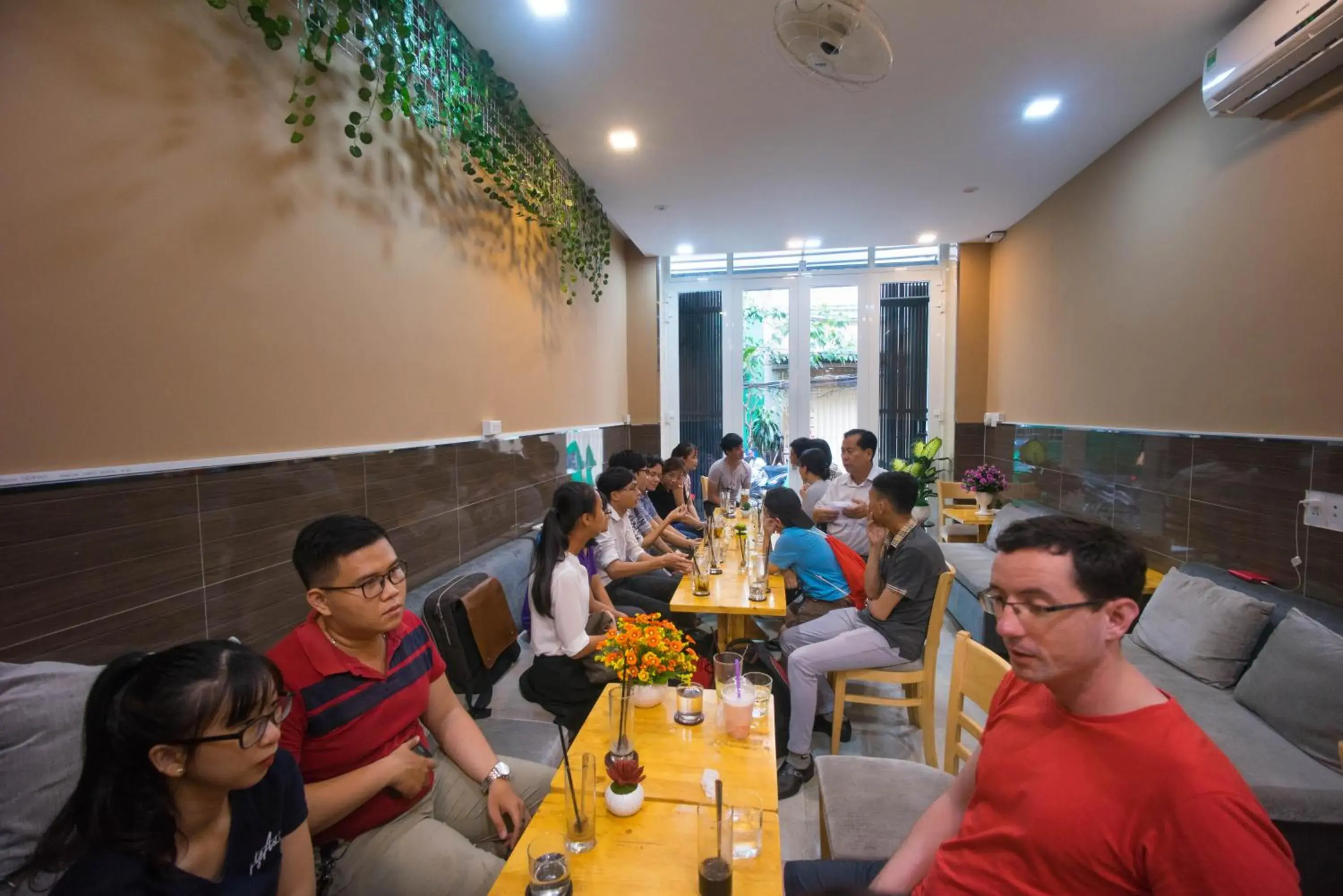 Restaurant/places to eat in Language Exchange Hostel 1 Restaurant/places to eat in Language Exchange Hostel 1