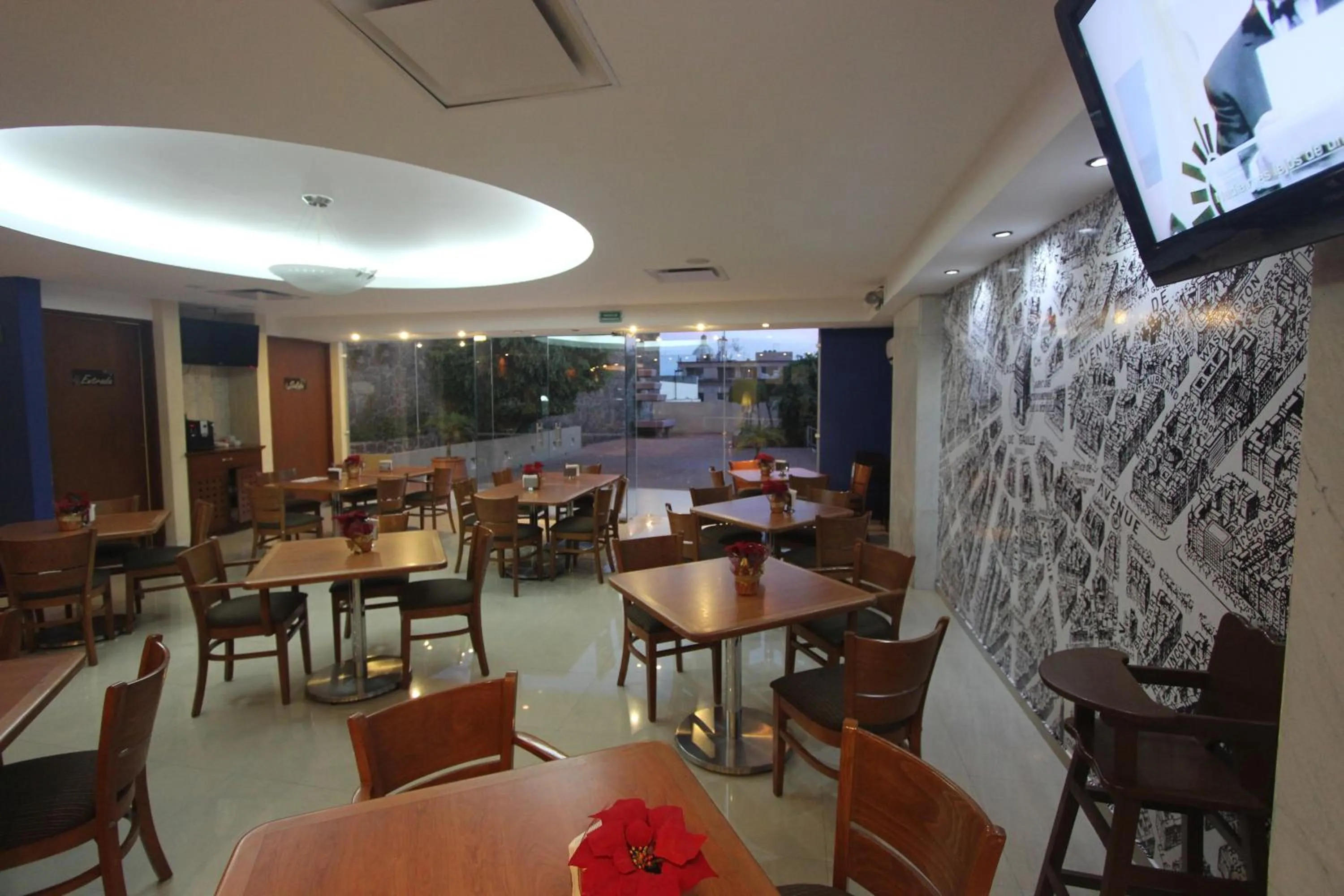 Restaurant/places to eat in Panorama