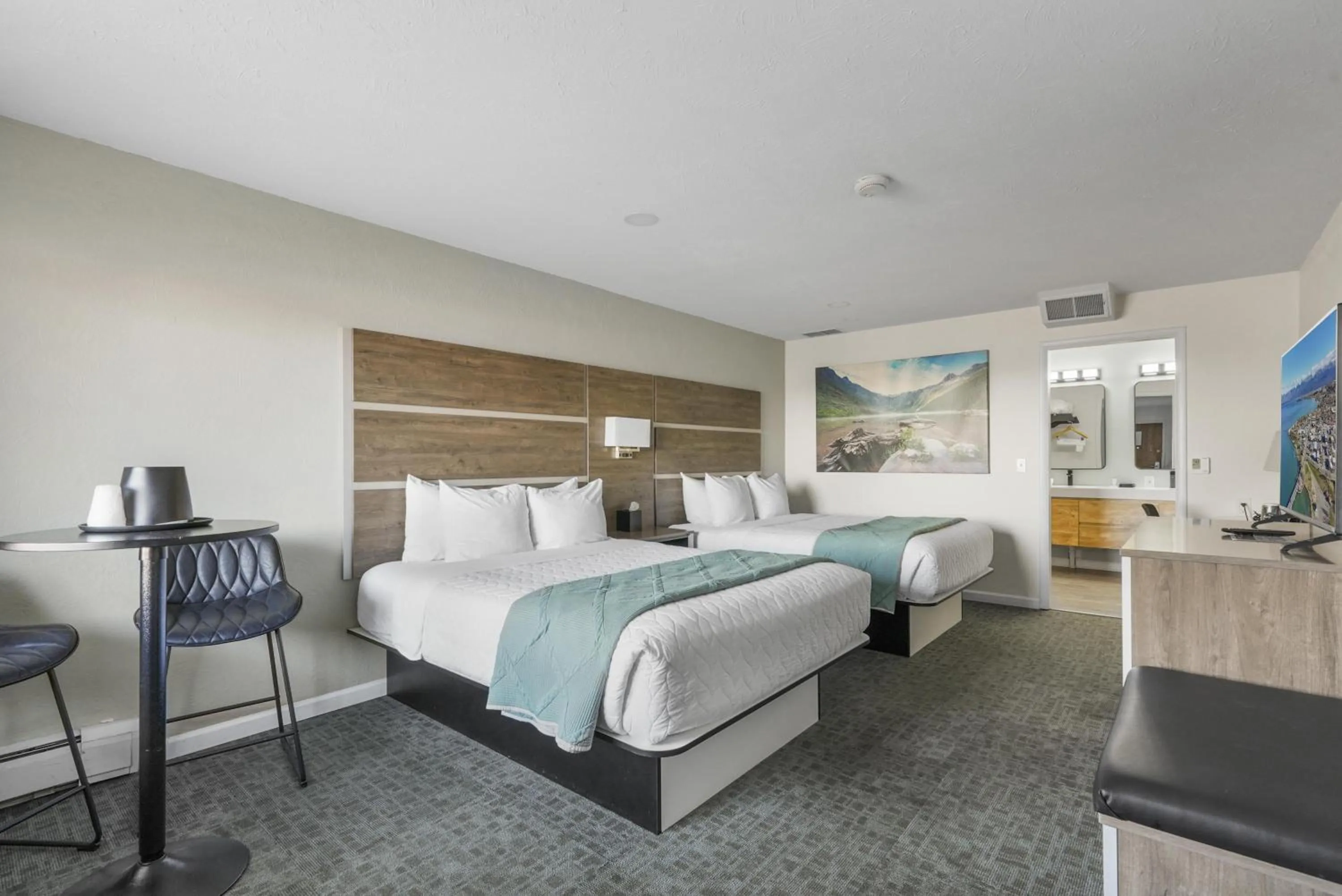 Bedroom in Americas Best Value Inn Polson