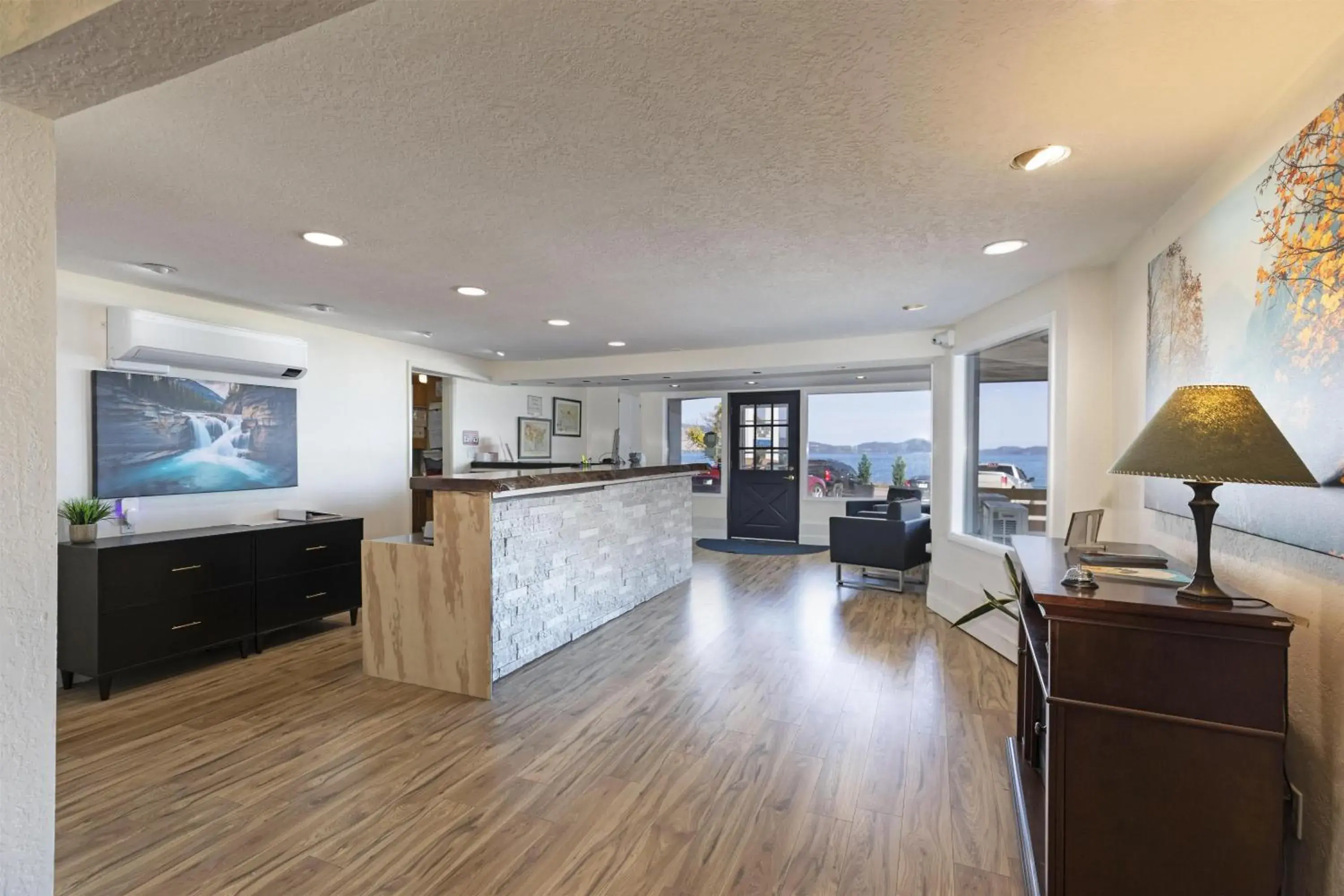 Lobby or reception in Americas Best Value Inn Polson Lobby or reception in Americas Best Value Inn Polson