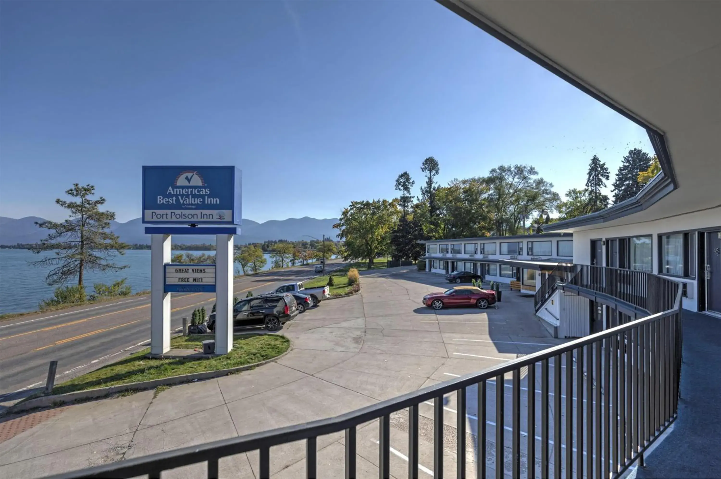 Property building in Americas Best Value Inn Polson Property building in Americas Best Value Inn Polson