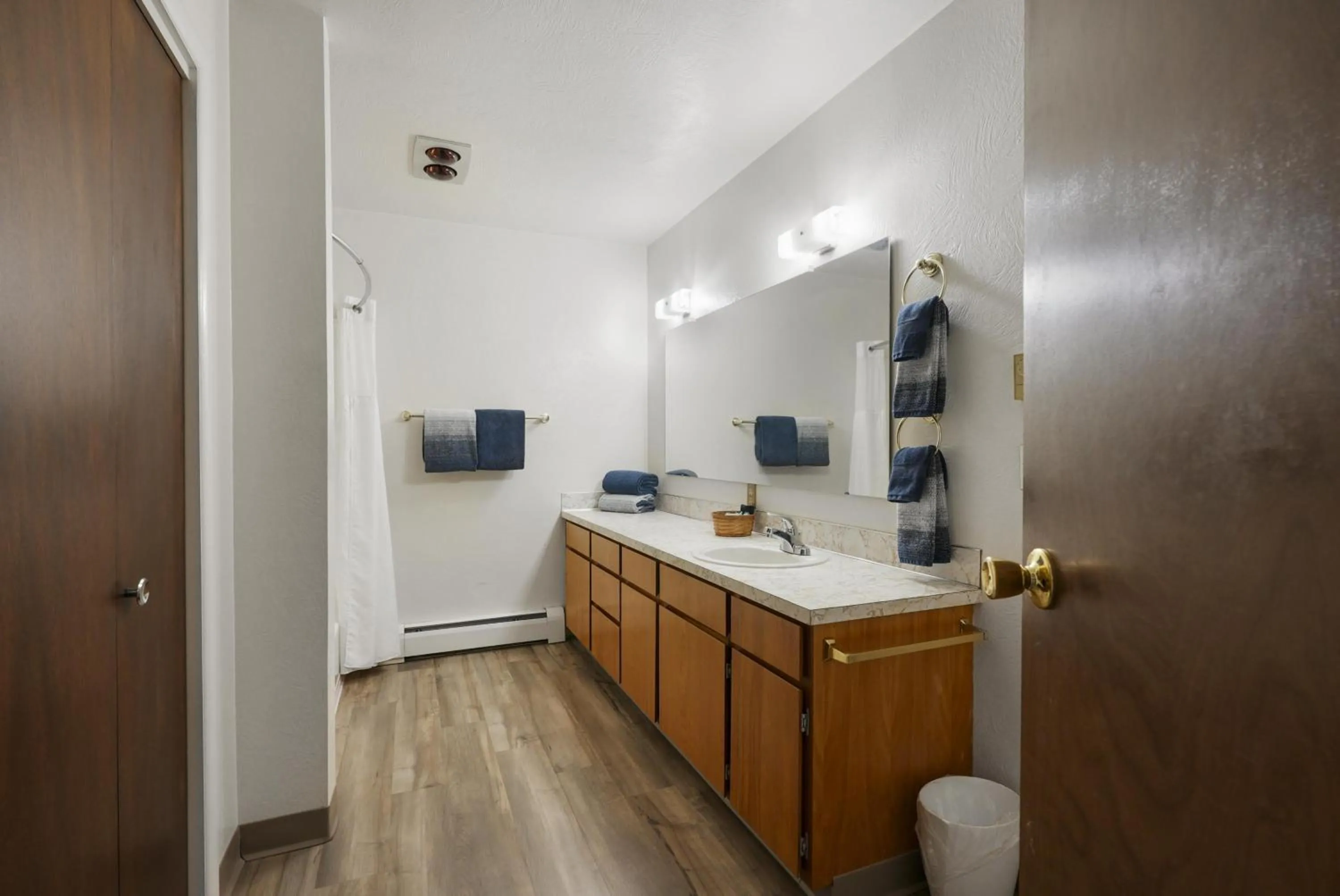 Bathroom in Americas Best Value Inn Polson