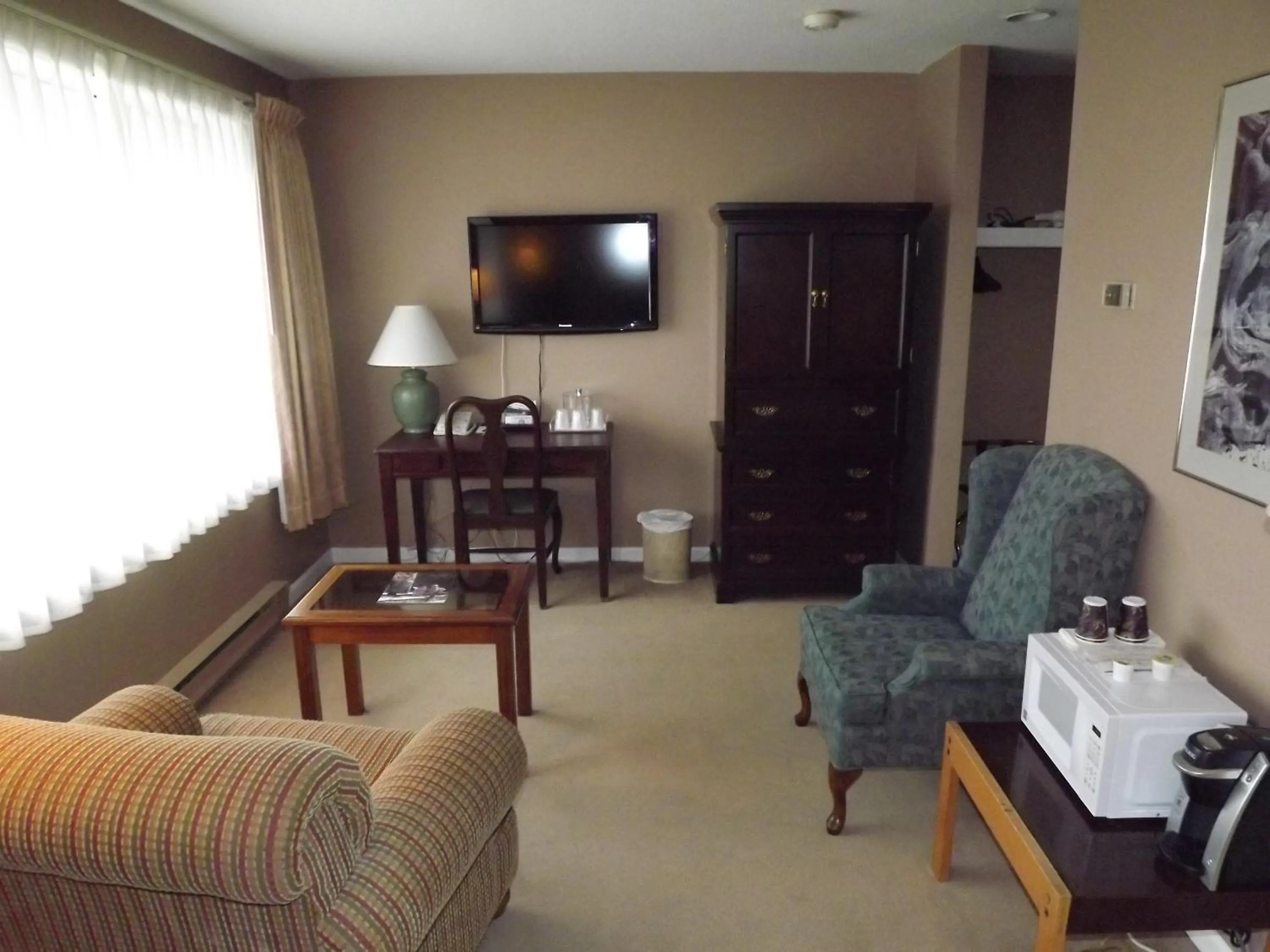 Seating area in The Pacific Inn