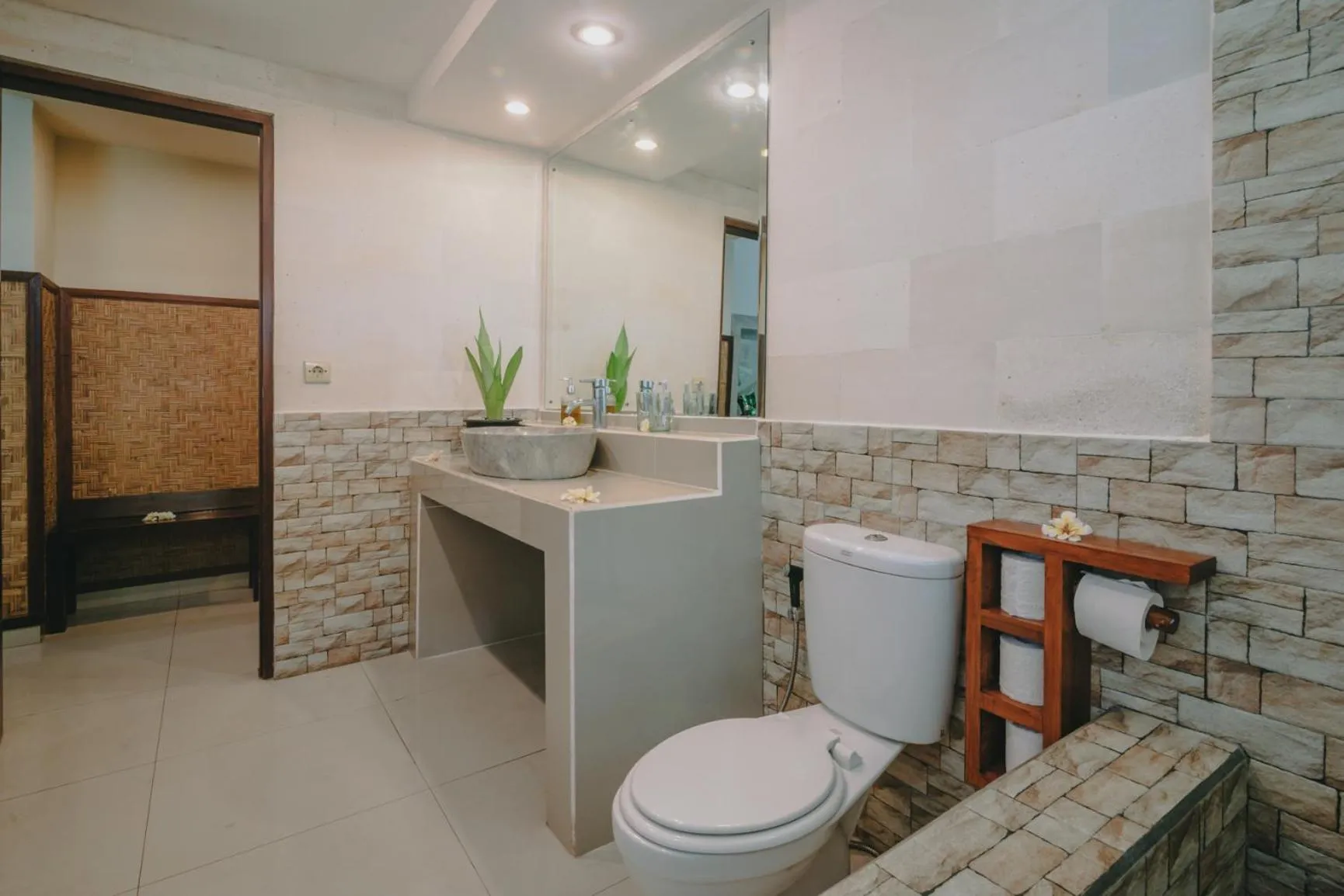 Frangipani Beach Hotel