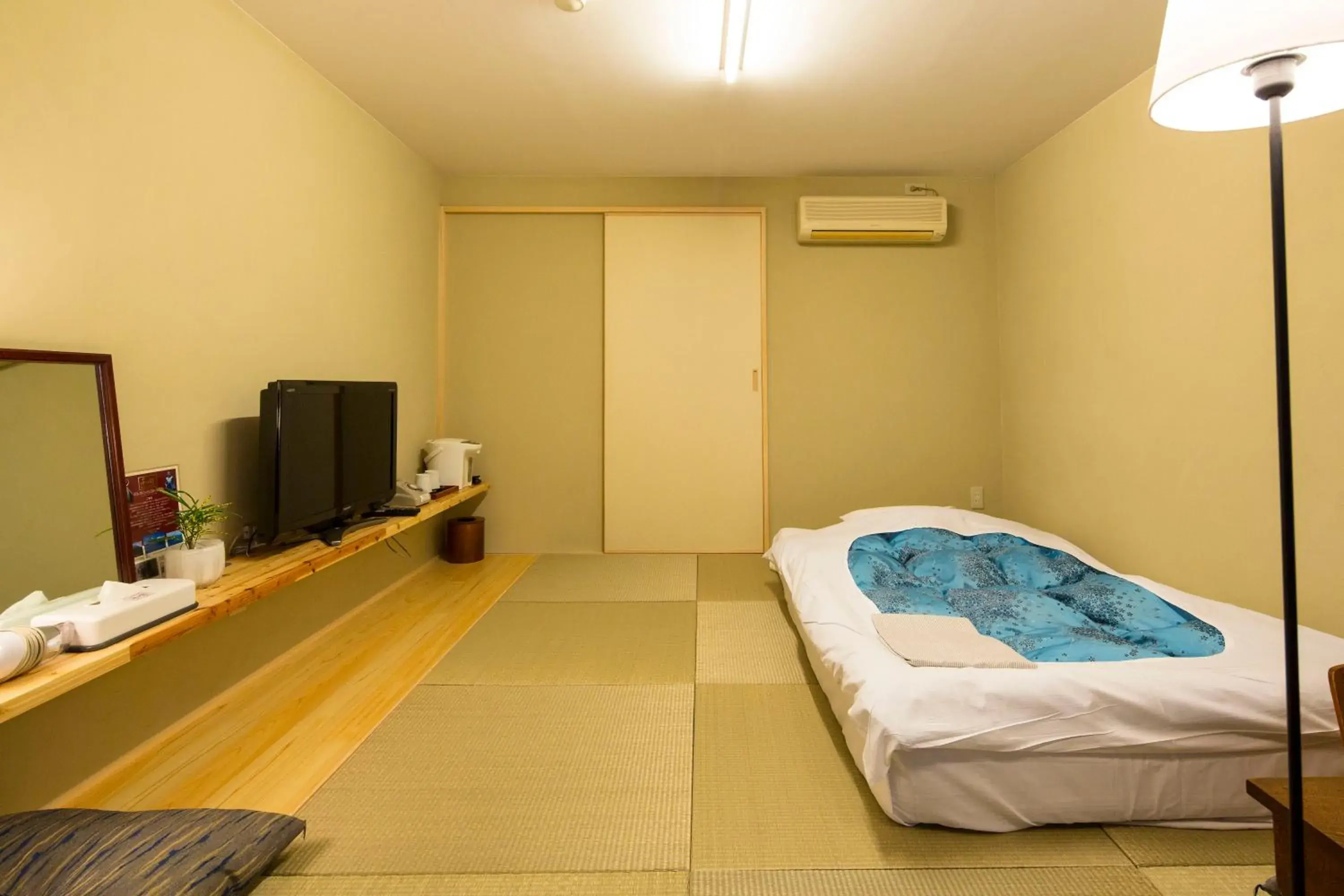 Bed in Nanshukan Bed in Nanshukan