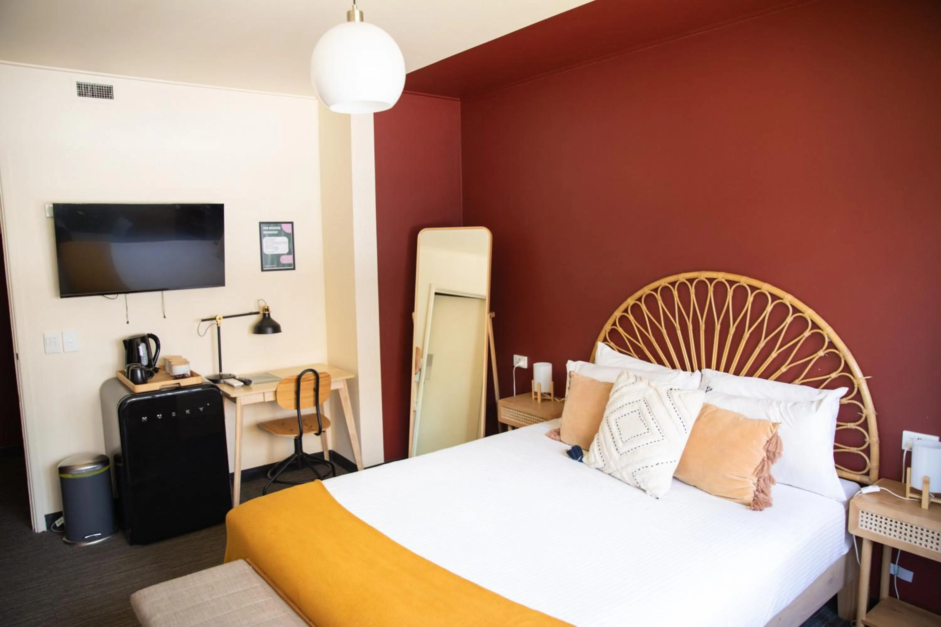 Bedroom, Bed in Roamer Brisbane