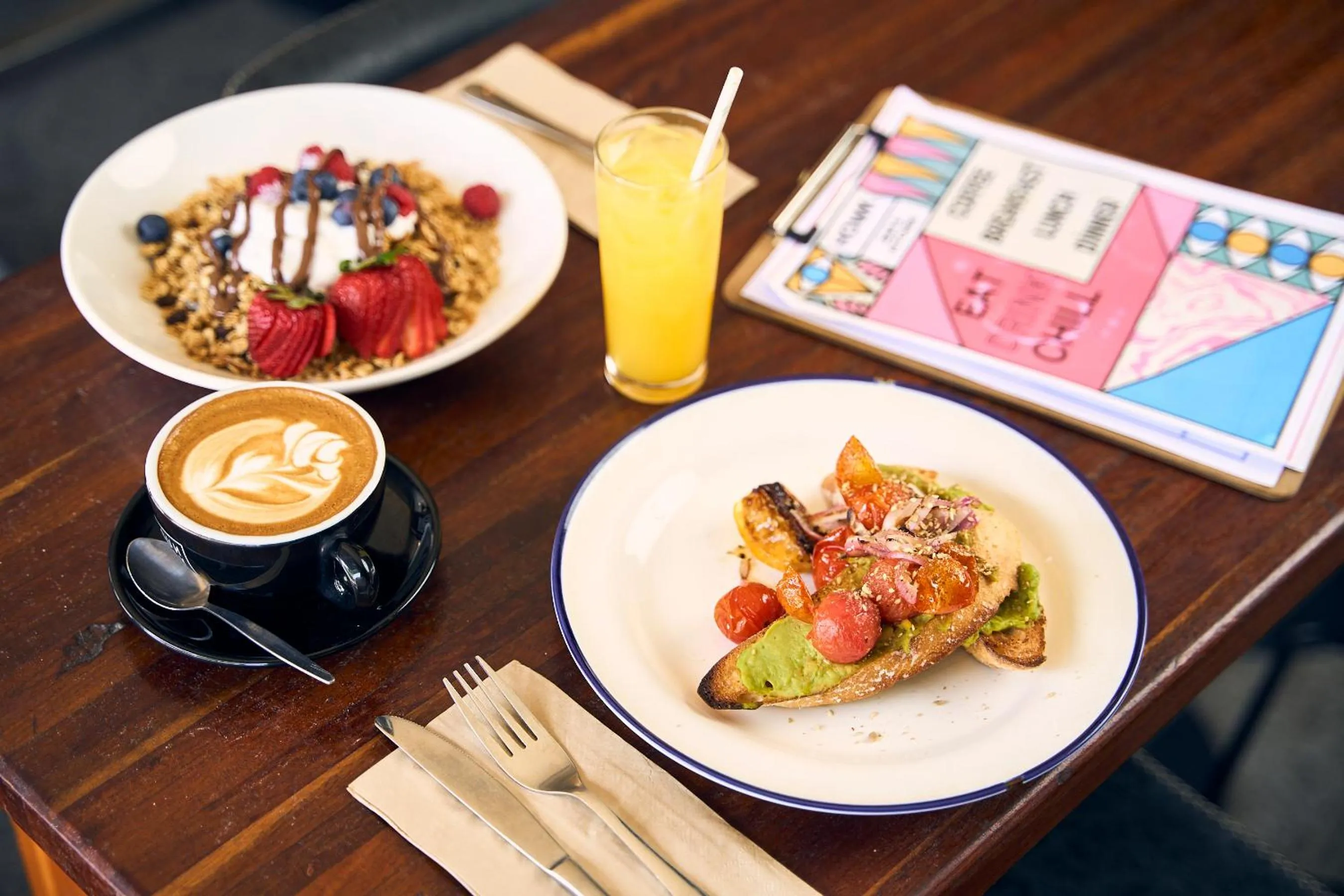 Food and drinks in Roamer Brisbane