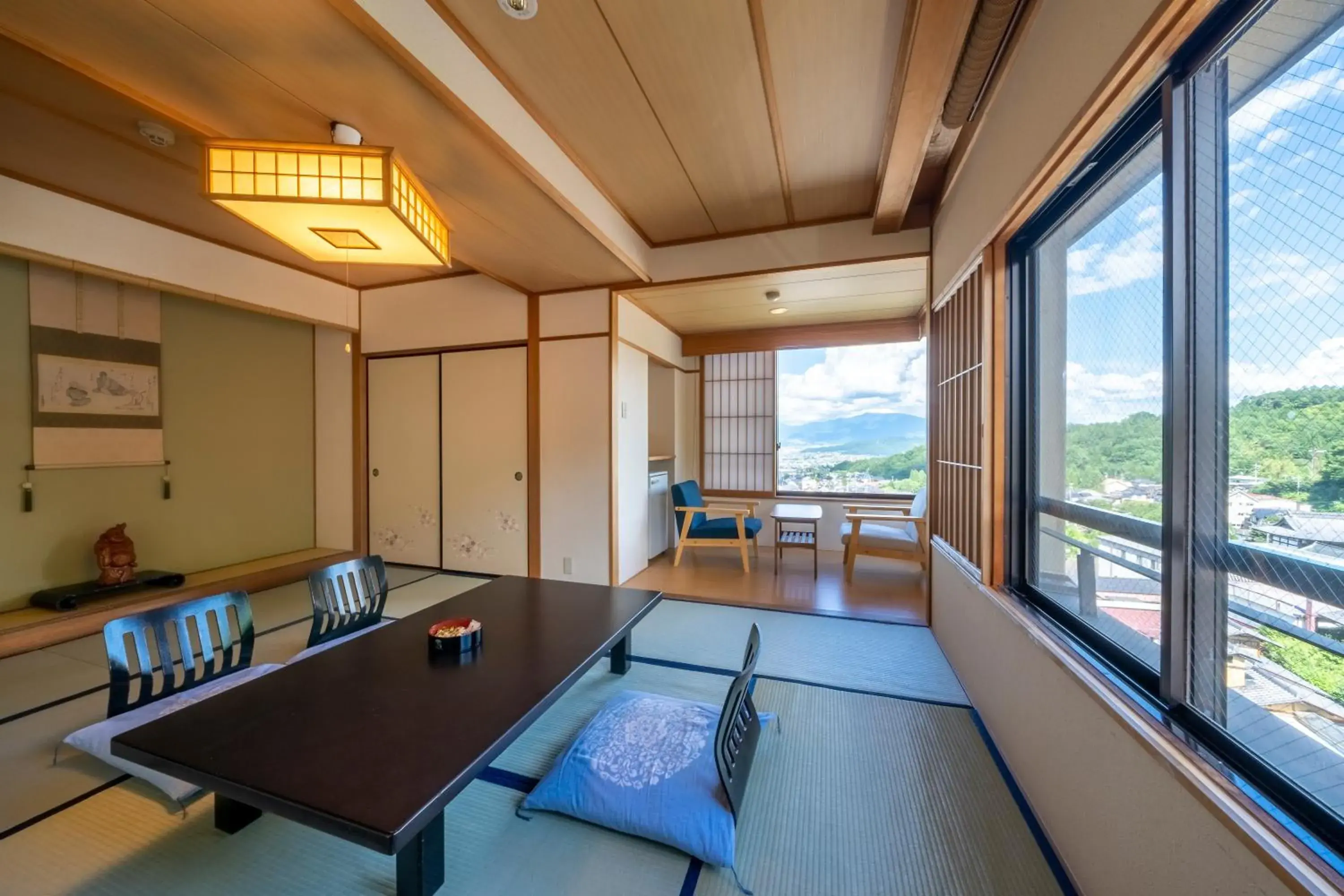 Japanese-Style Corner Family Room - single occupancy in Nakamatsuya Ryokan Japanese-Style Corner Family Room - single occupancy in Nakamatsuya Ryokan