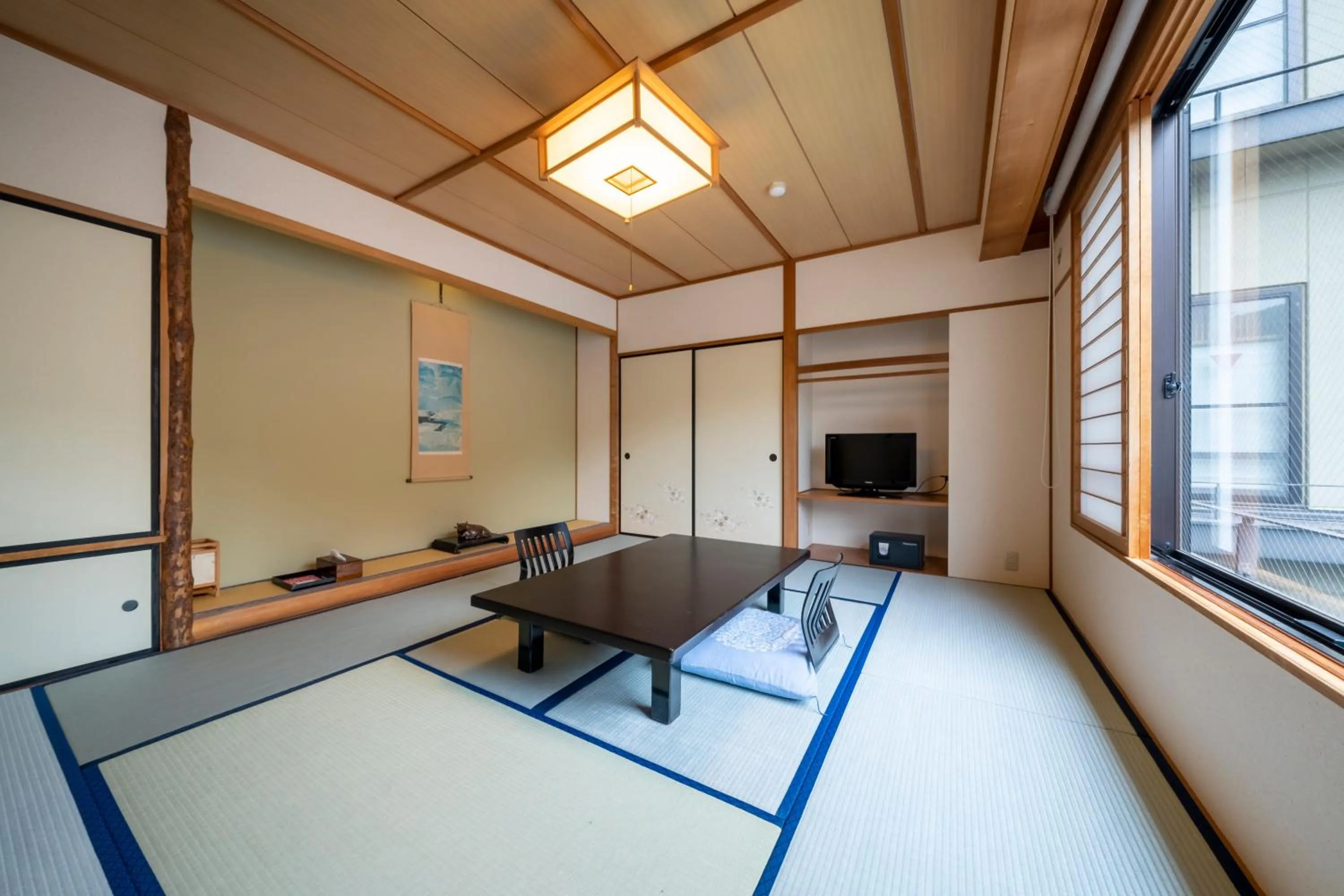 Nakamatsuya Ryokan