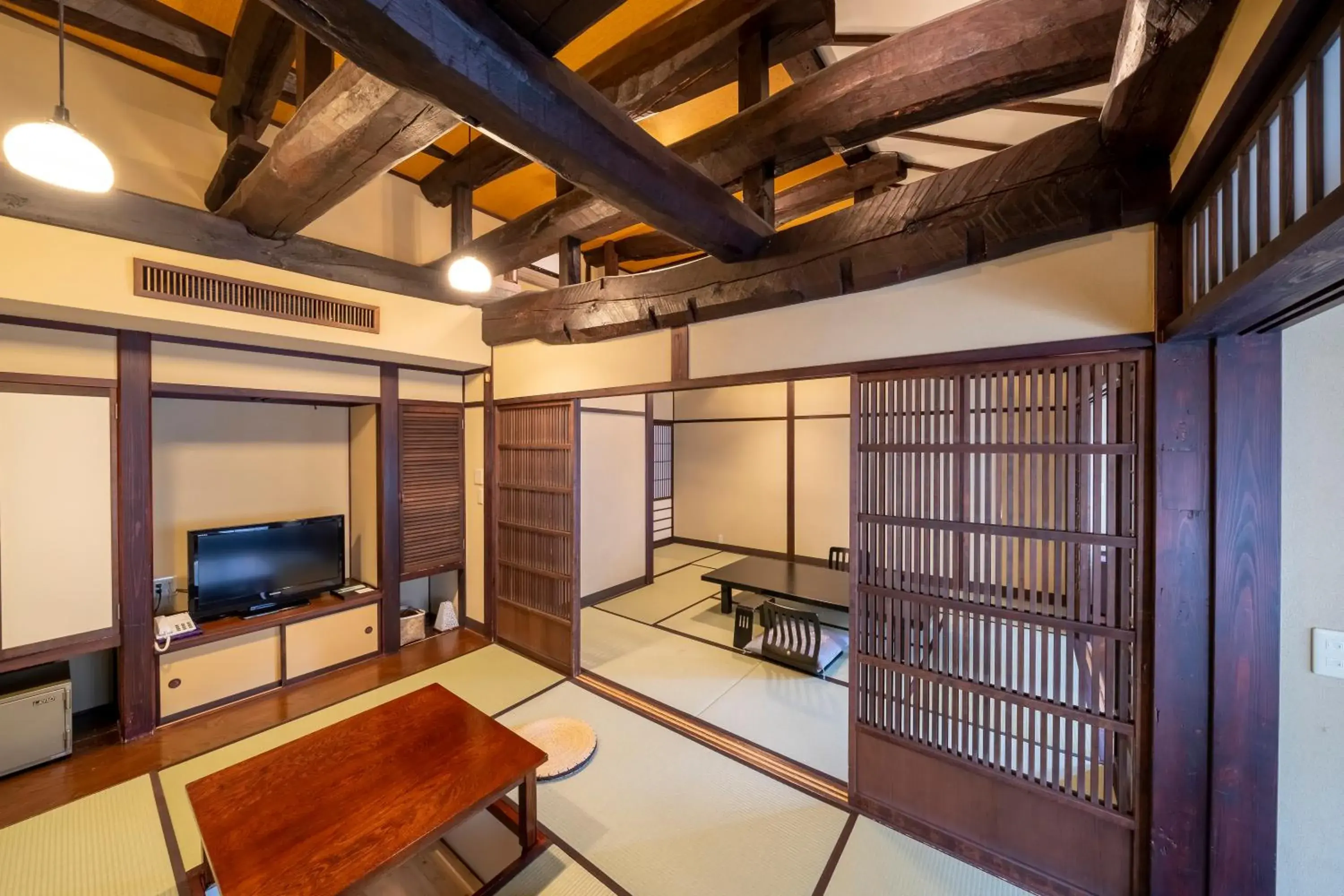 Traditional Japanese-Style Room - single occupancy in Nakamatsuya Ryokan Traditional Japanese-Style Room - single occupancy in Nakamatsuya Ryokan