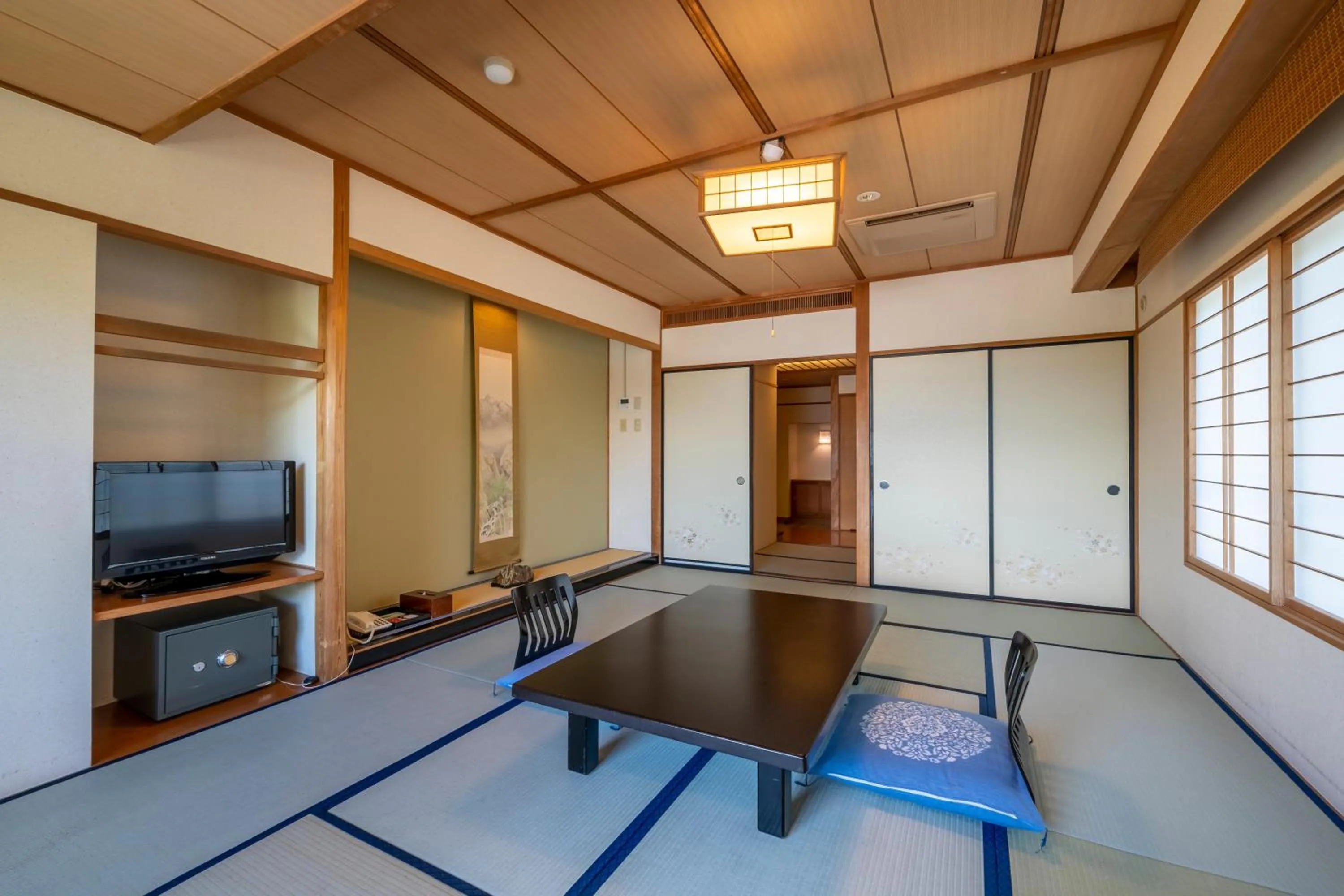 Nakamatsuya Ryokan