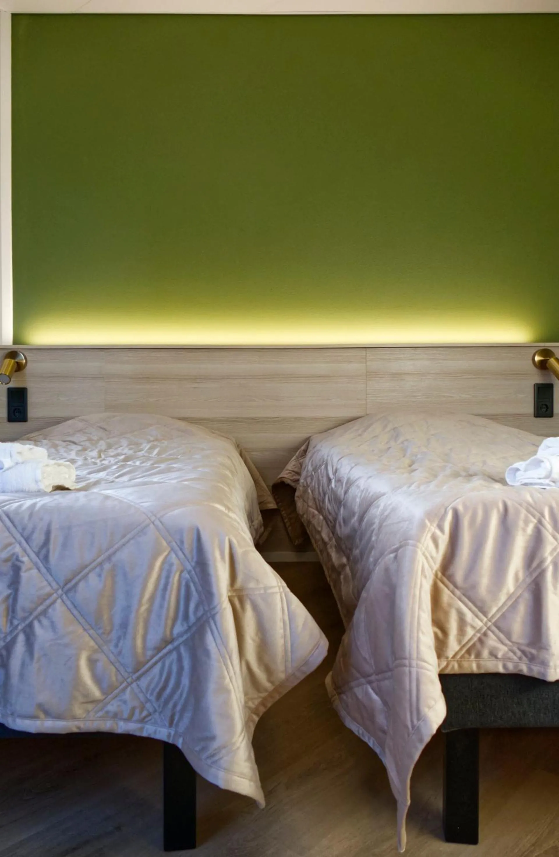 Bedroom, Bed in EC-Hostel