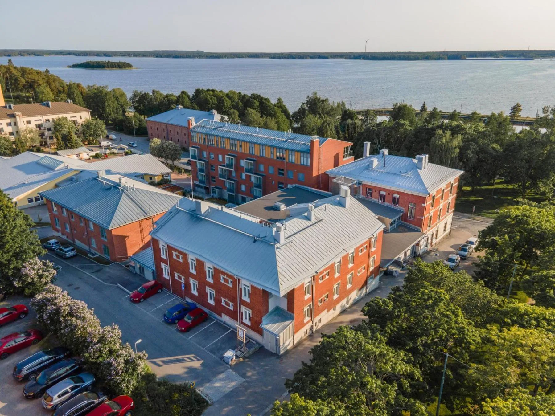 Property building in EC-Hostel