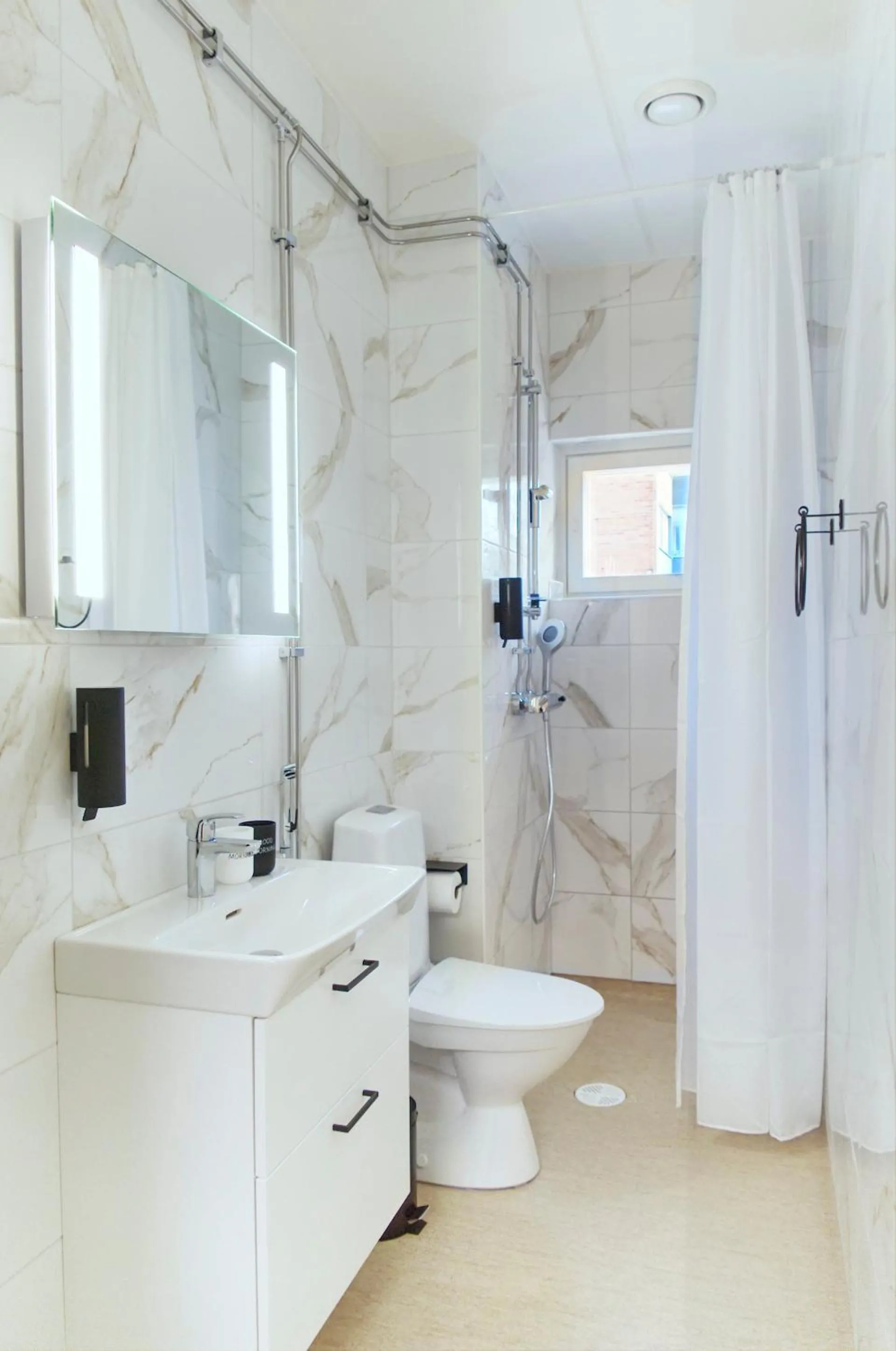 Bathroom in EC-Hostel