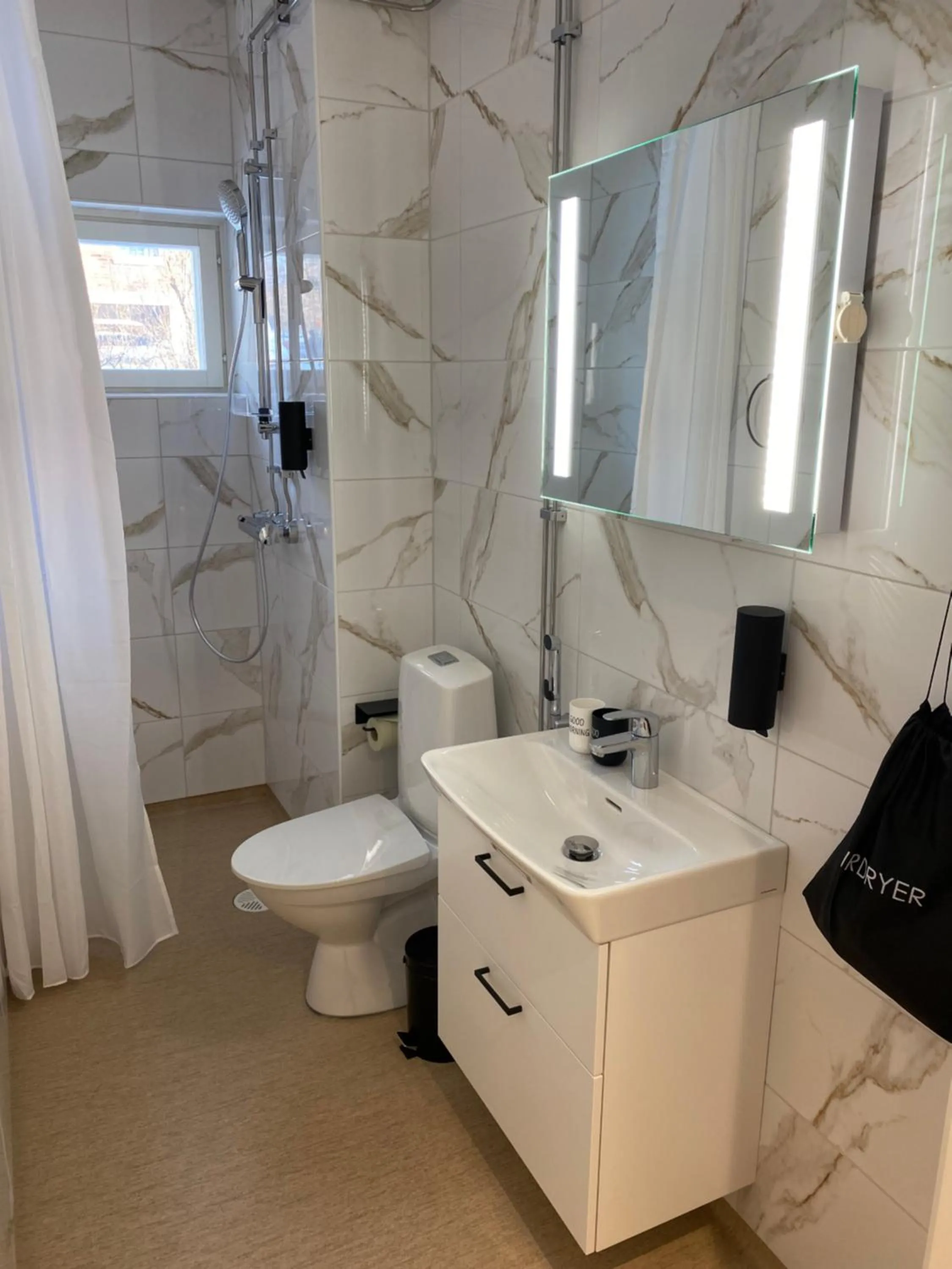 Bathroom in EC-Hostel
