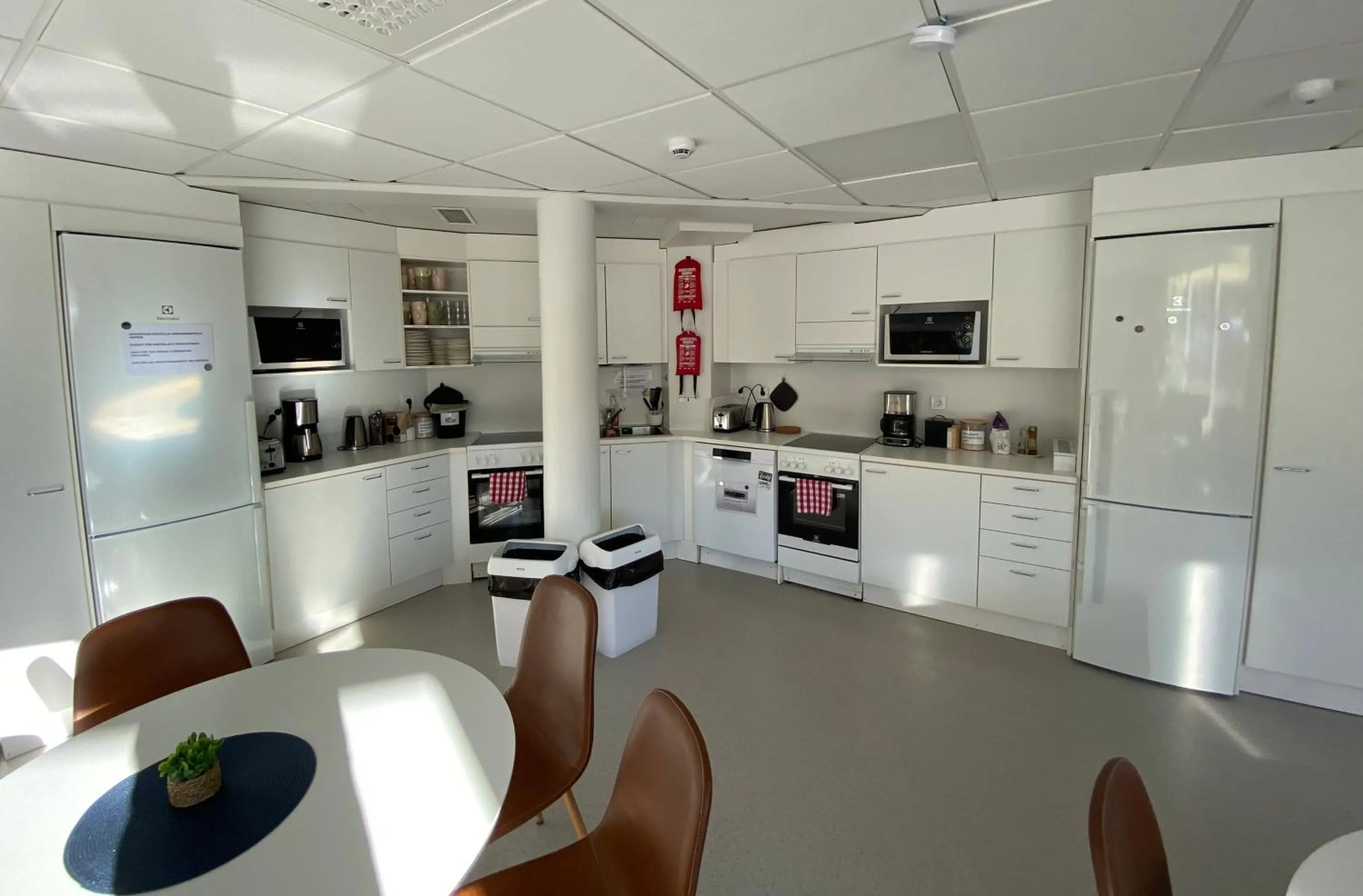 Communal lounge/ TV room in EC-Hostel