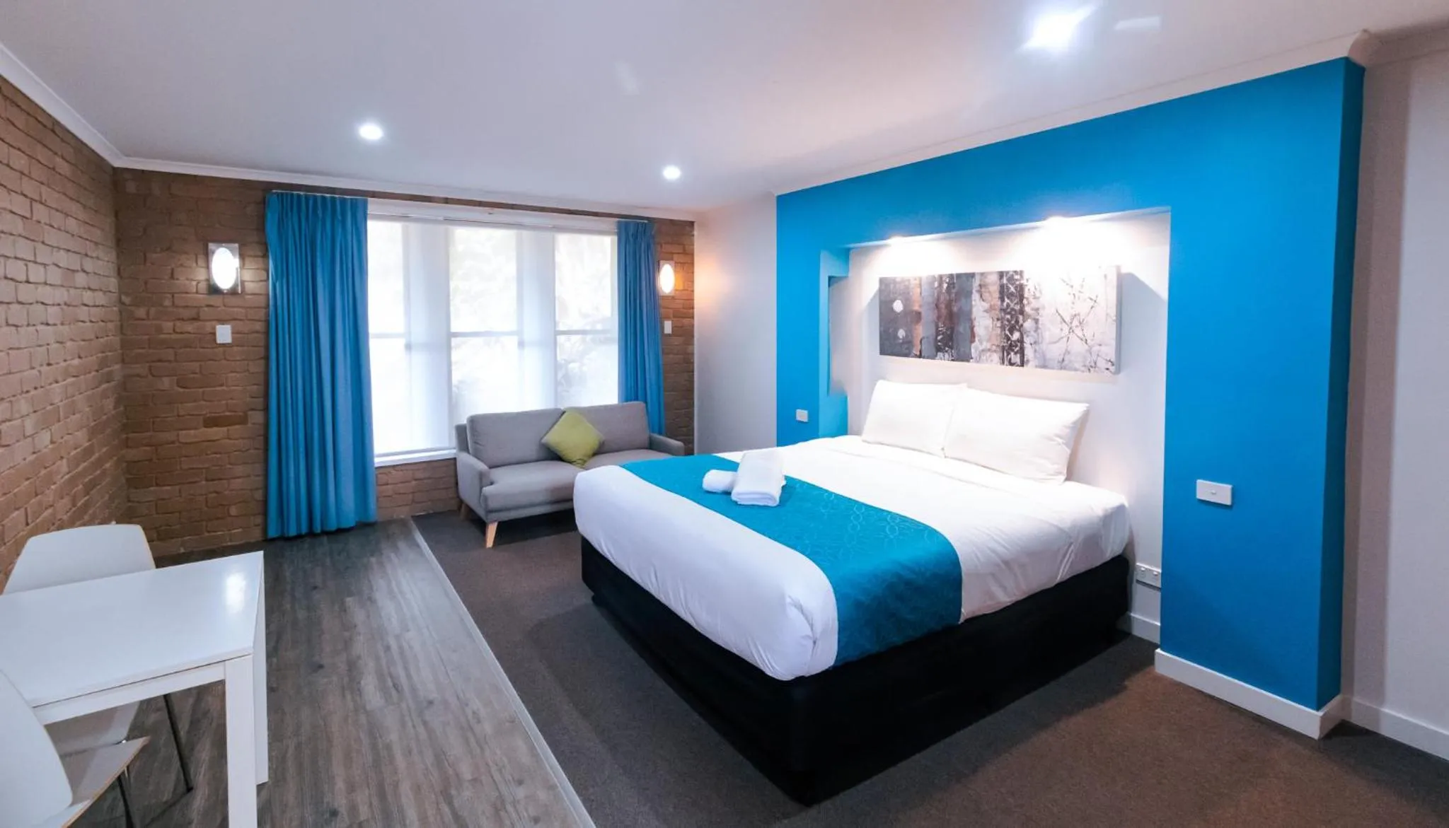 Bedroom, Bed in Tropicana Motor Inn