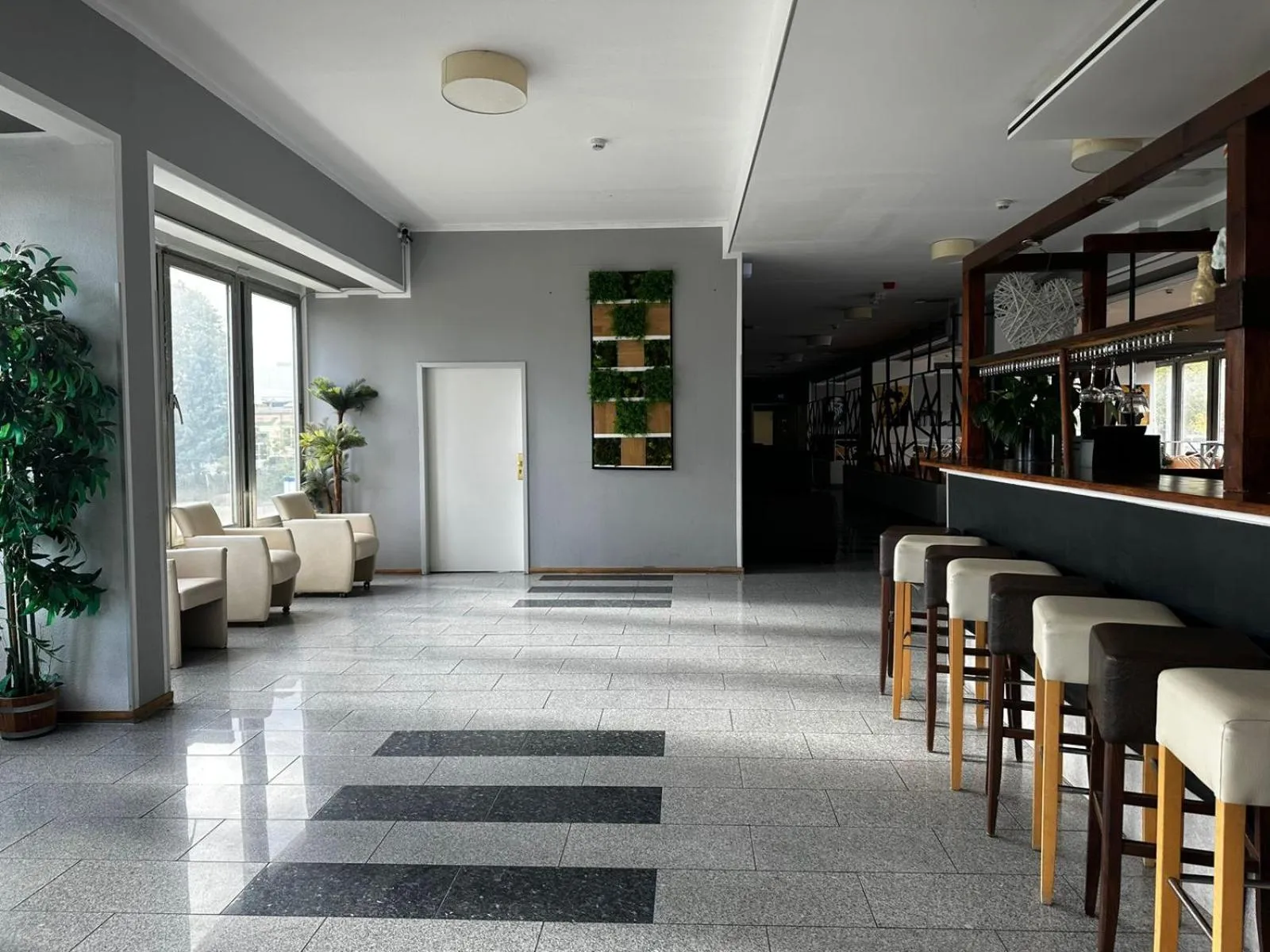 Lobby or reception in Ootel.com