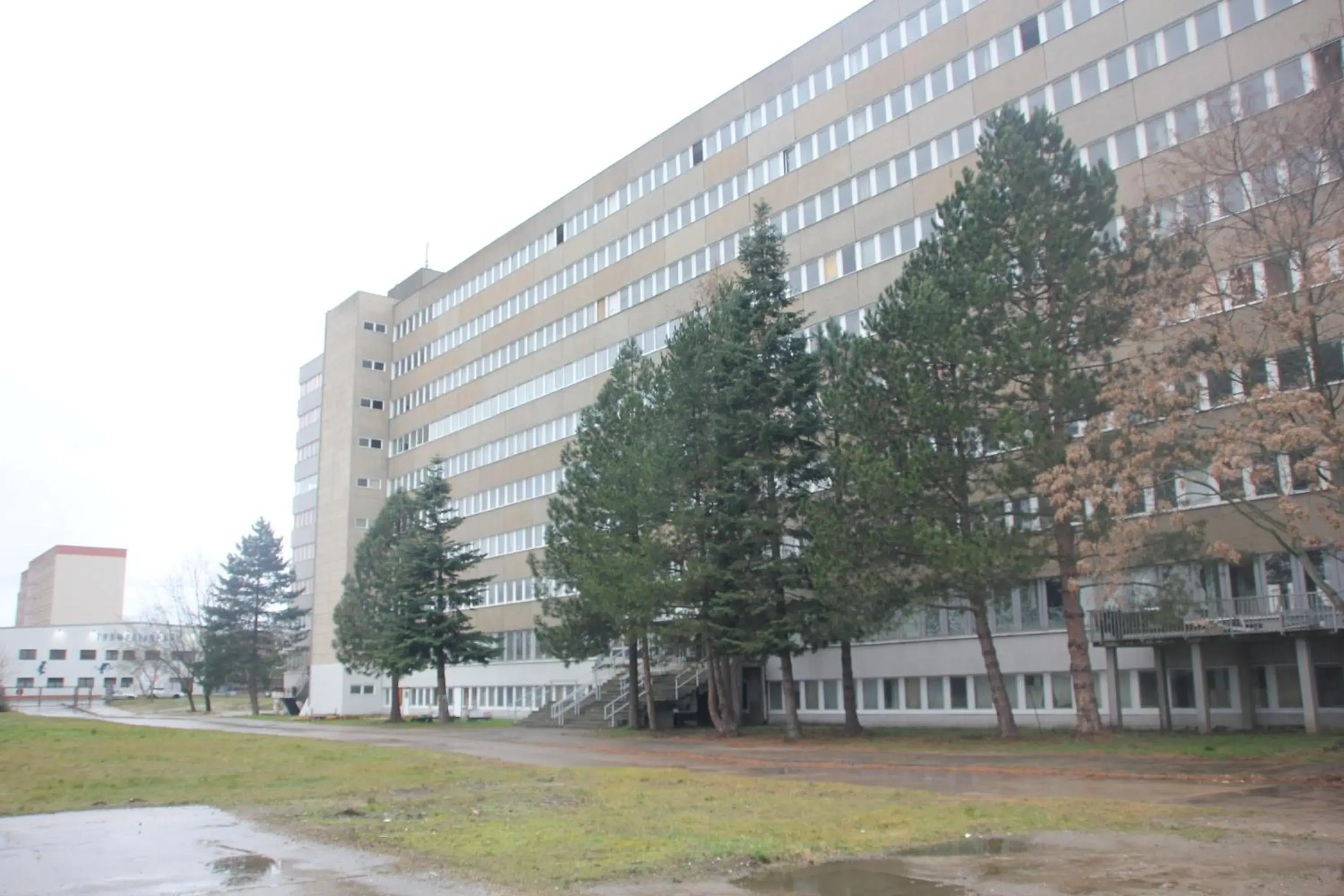 Property building in Ootel.com Property building in Ootel.com