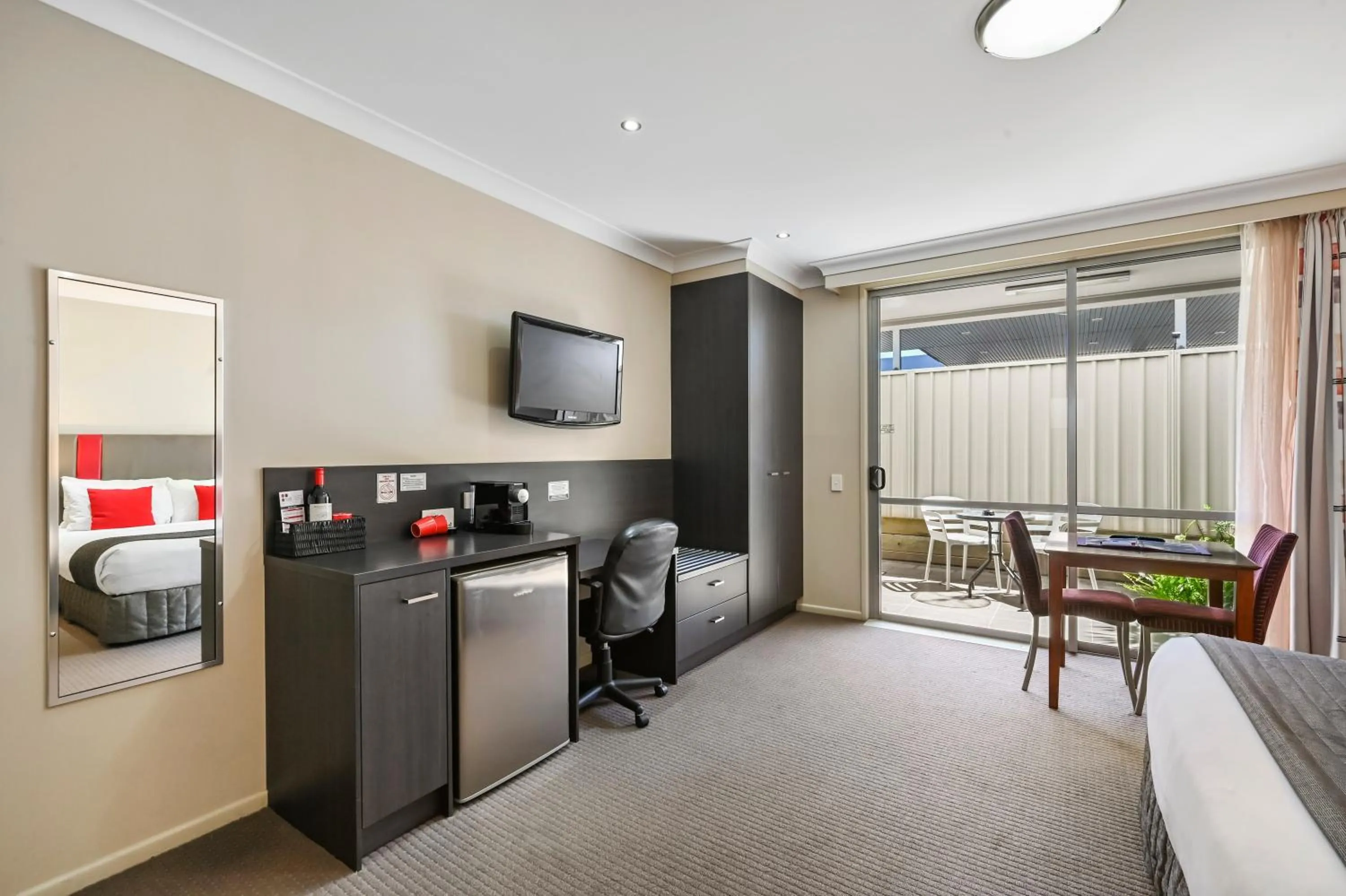 Bed in Platinum International