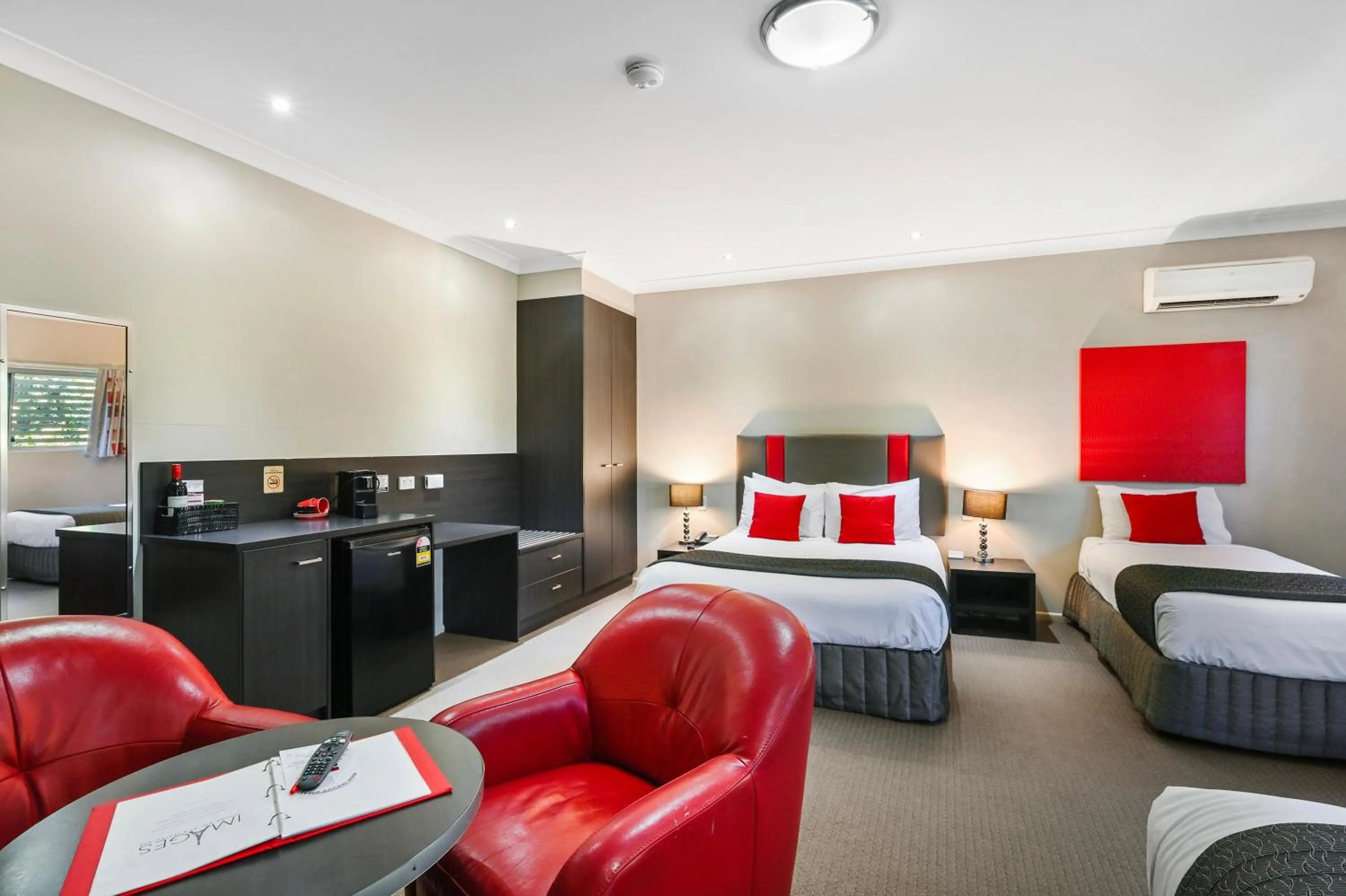 Bed in Platinum International