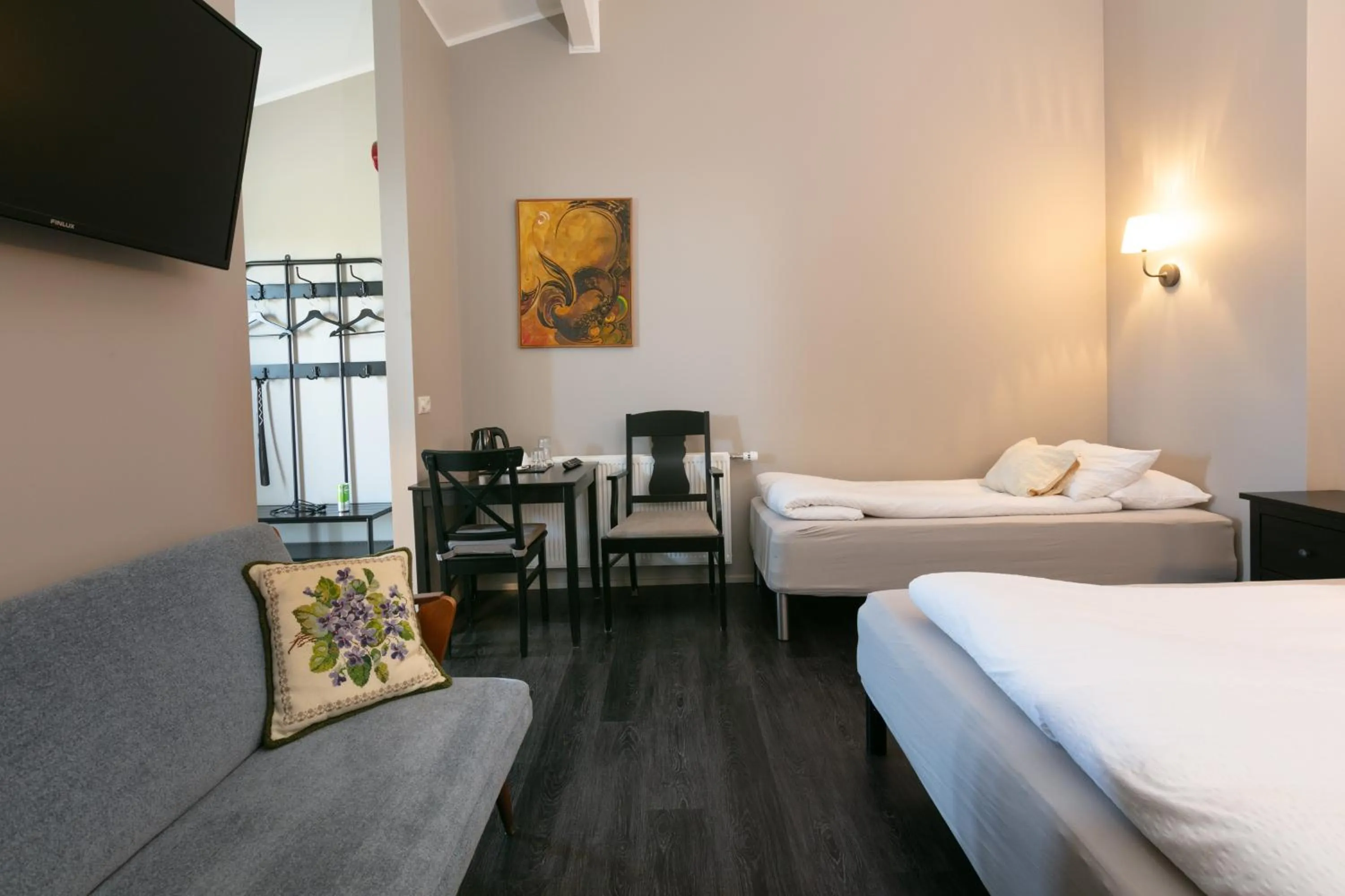 Bed in Karuna Guesthouse