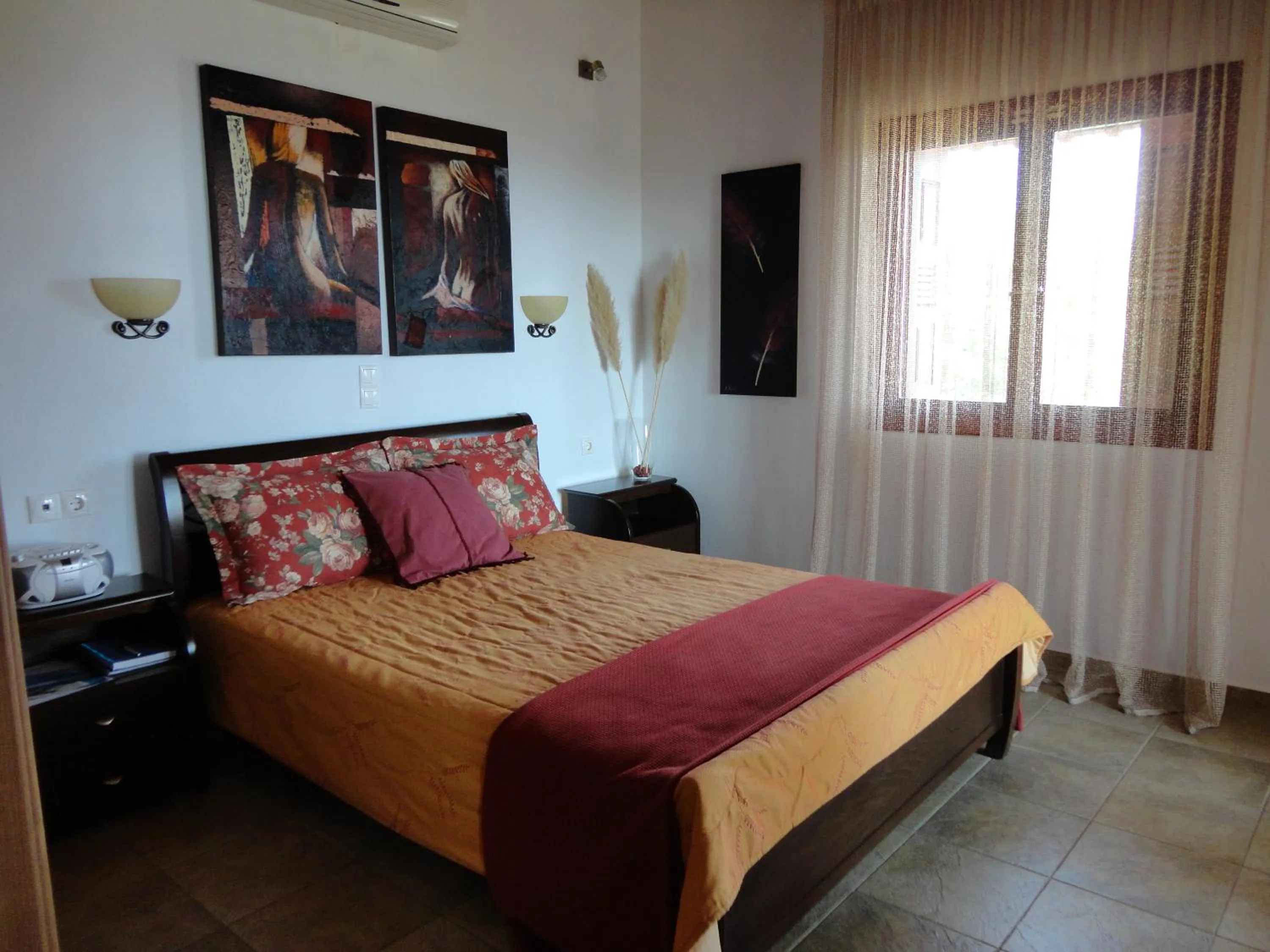 Bedroom, Bed in Skiathos Garden Cottages