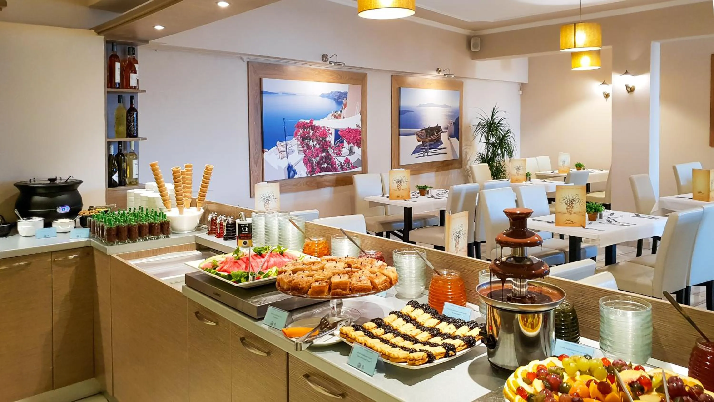 Buffet breakfast in Hotel Yannis Corfu