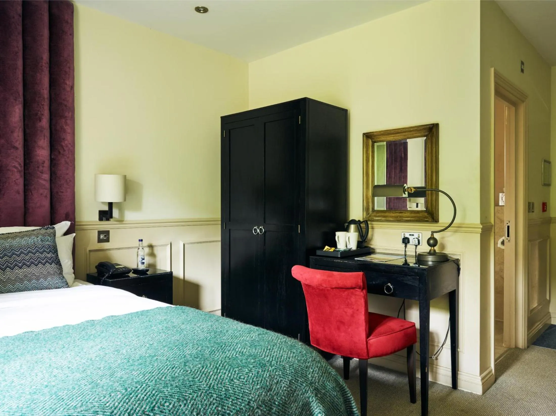 Bed in The Talbot Inn