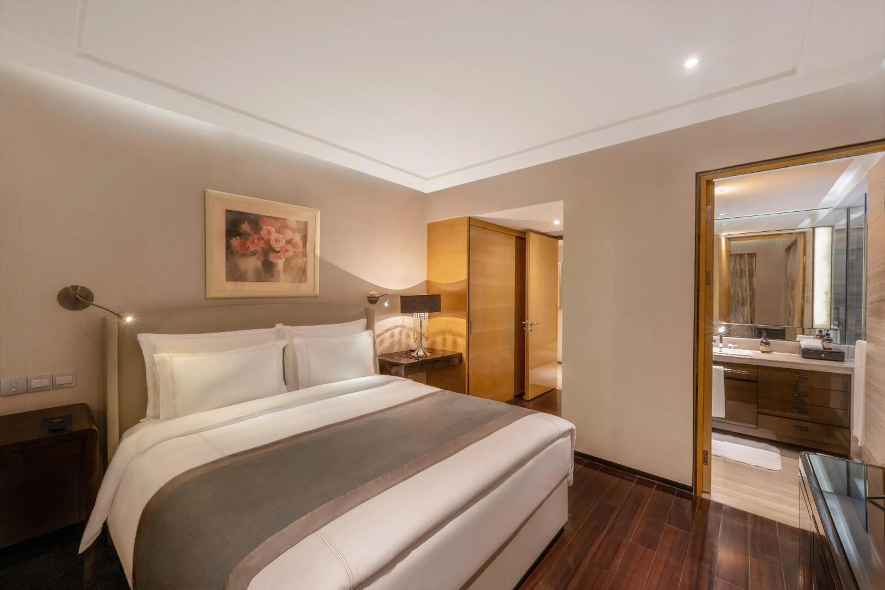 Bedroom, Bed in Kempinski The One Suites Hotel Shanghai Downtown