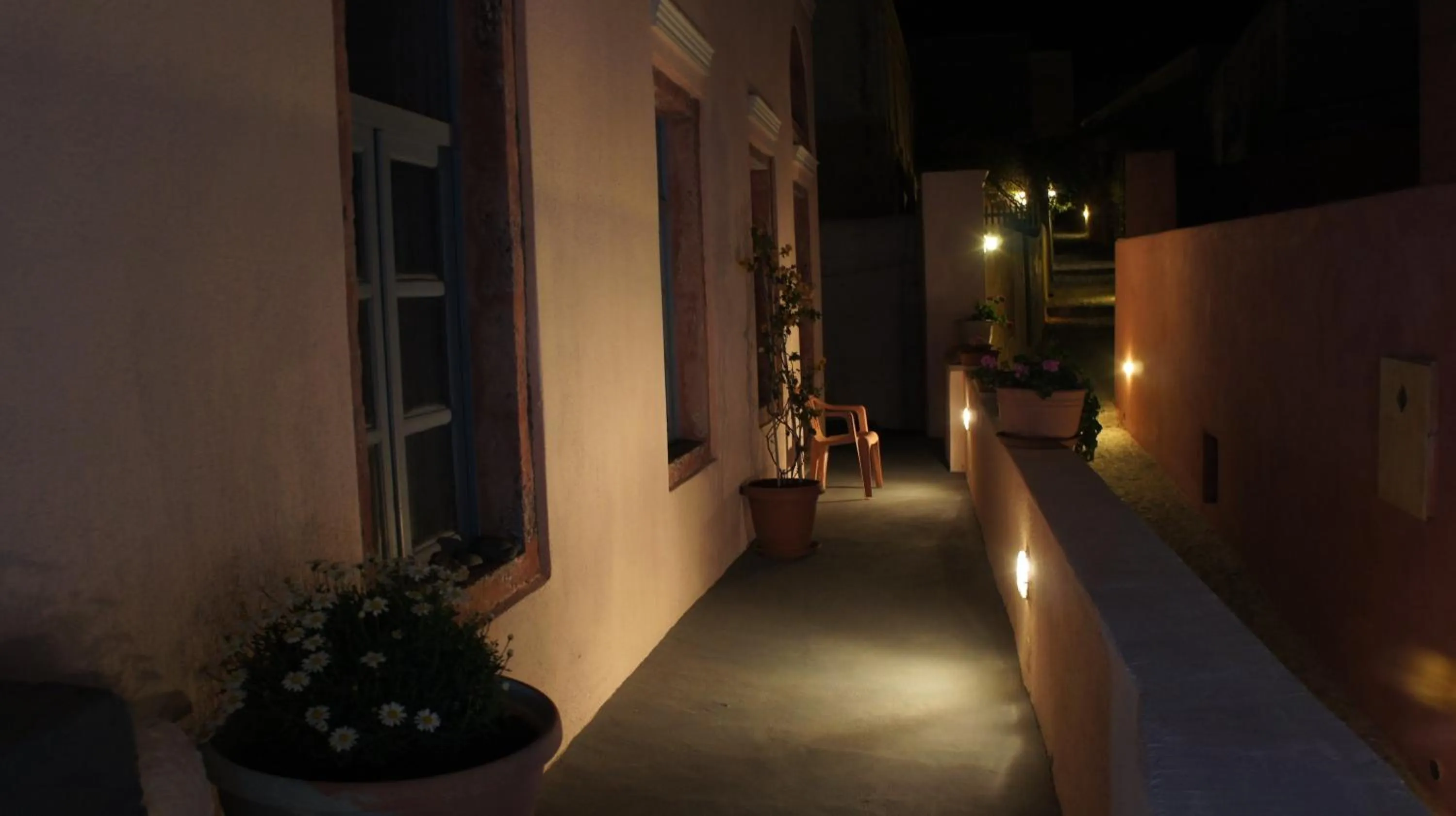 Night in Marcos Rooms