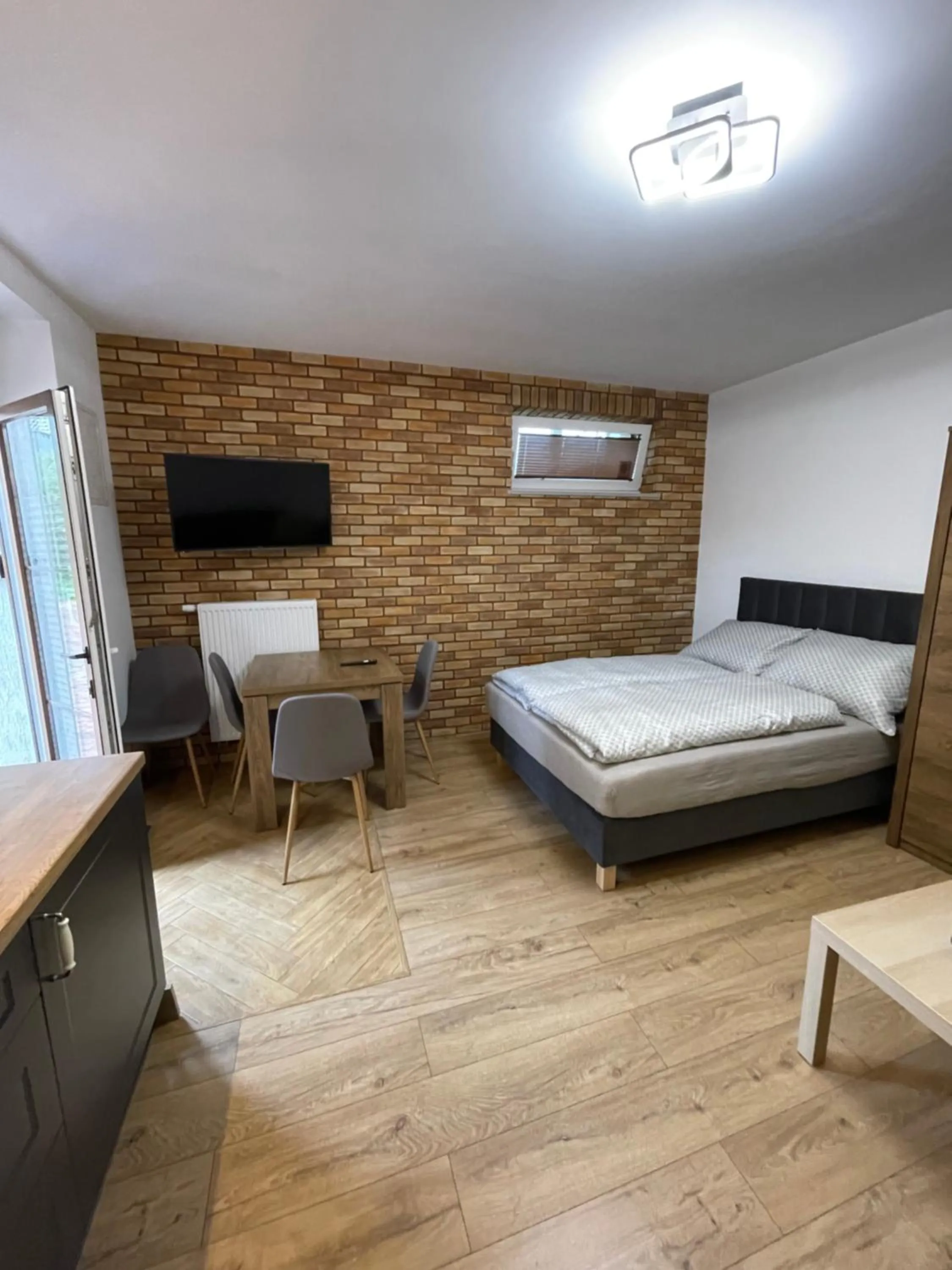 Bed in Route 7 Rooms