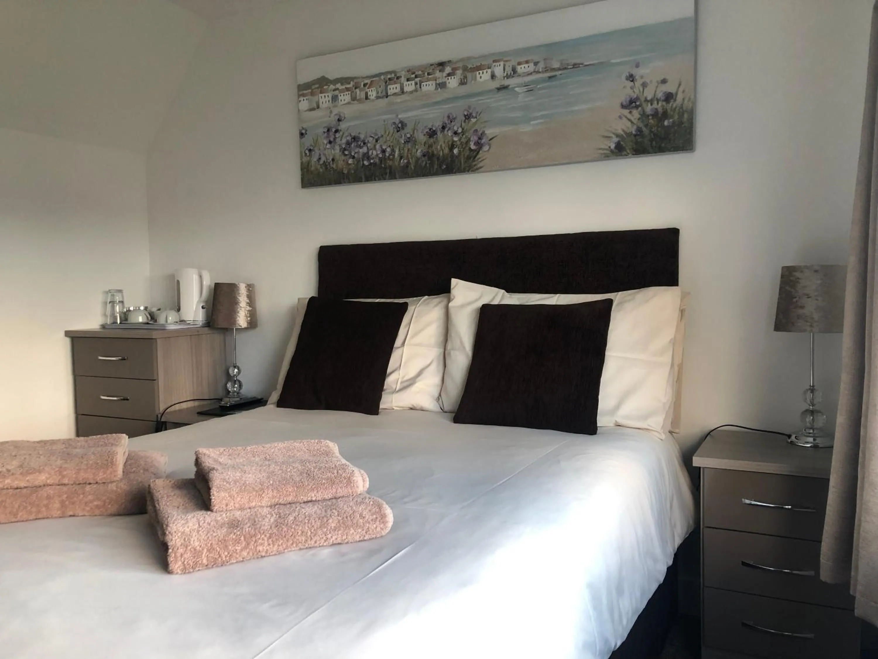 Bedroom, Bed in The Haven
