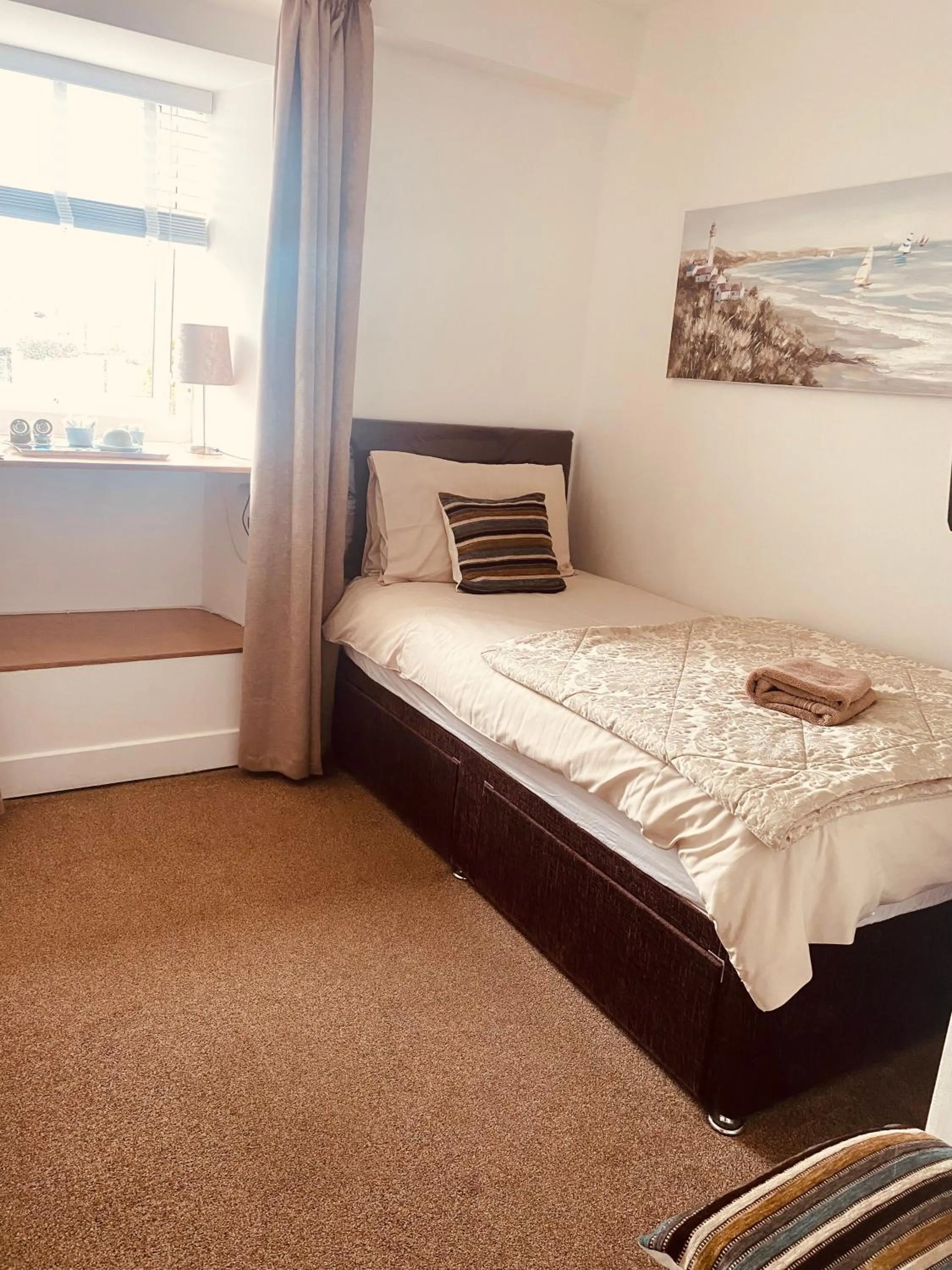 Bedroom, Bed in The Haven