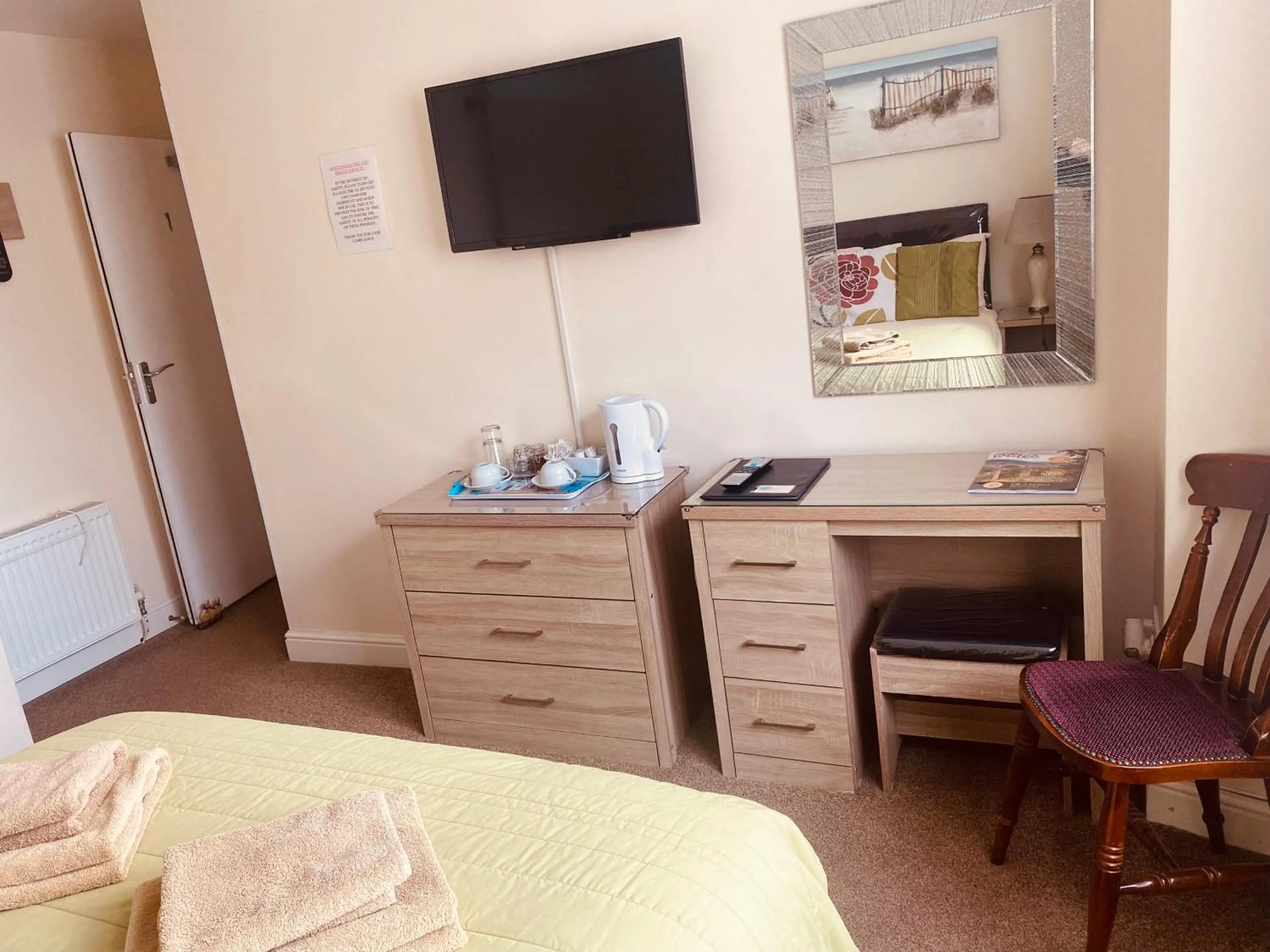 Bedroom, Bed in The Haven