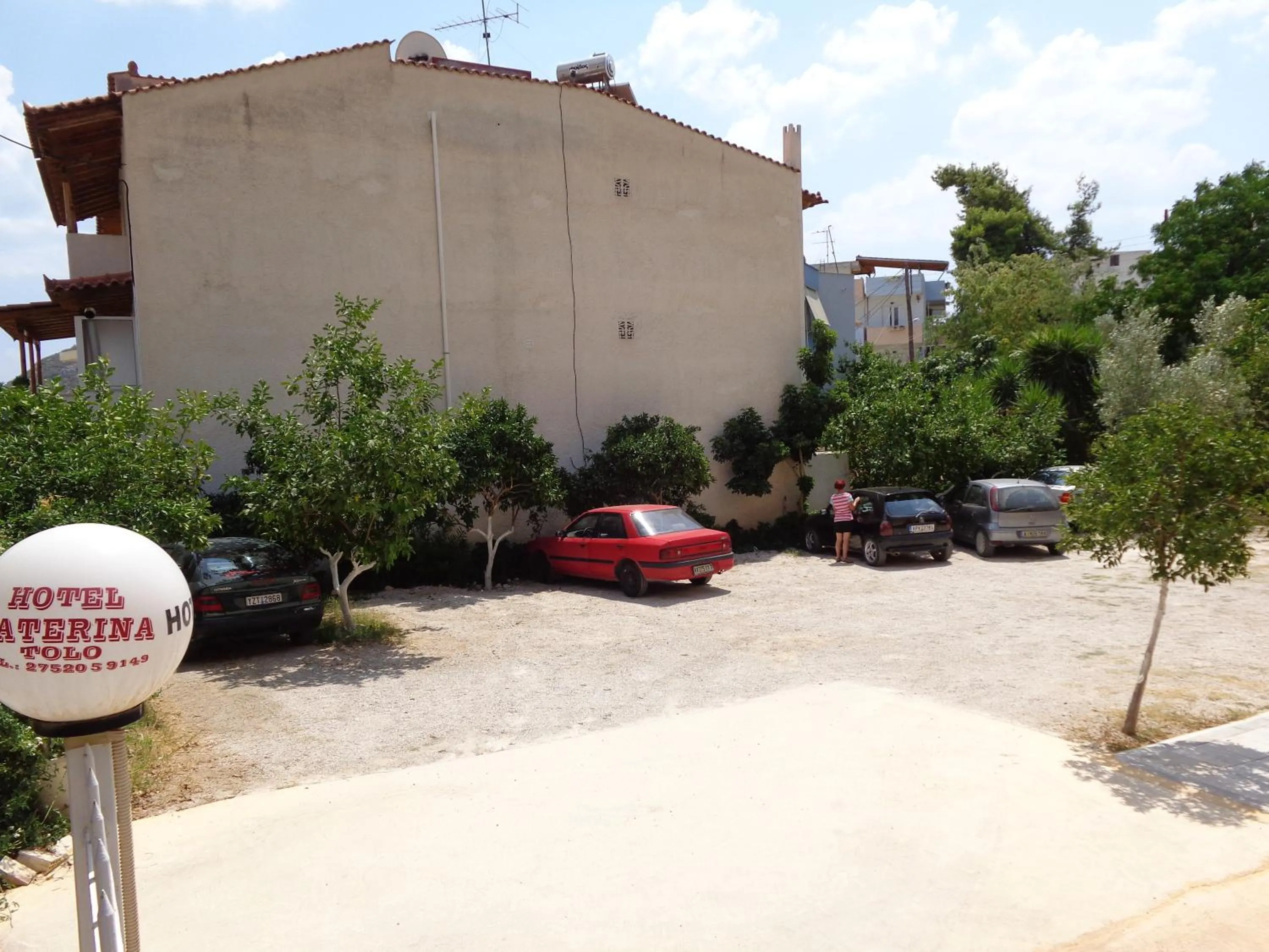 Area and facilities in Katerina Hotel